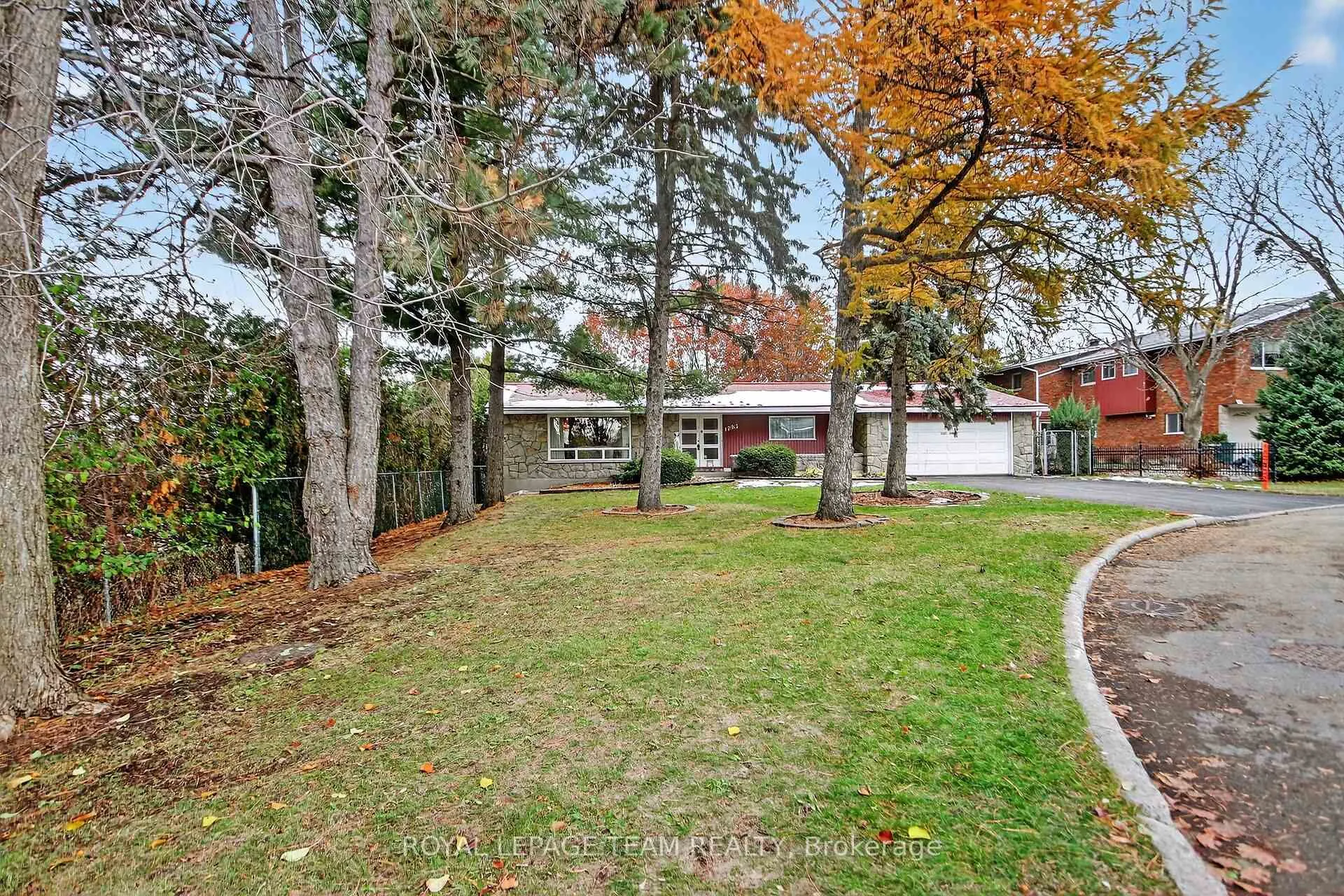 Photo 6 of 1293 Dowler Avenue, Ottawa, Alta Vista — HOMEH