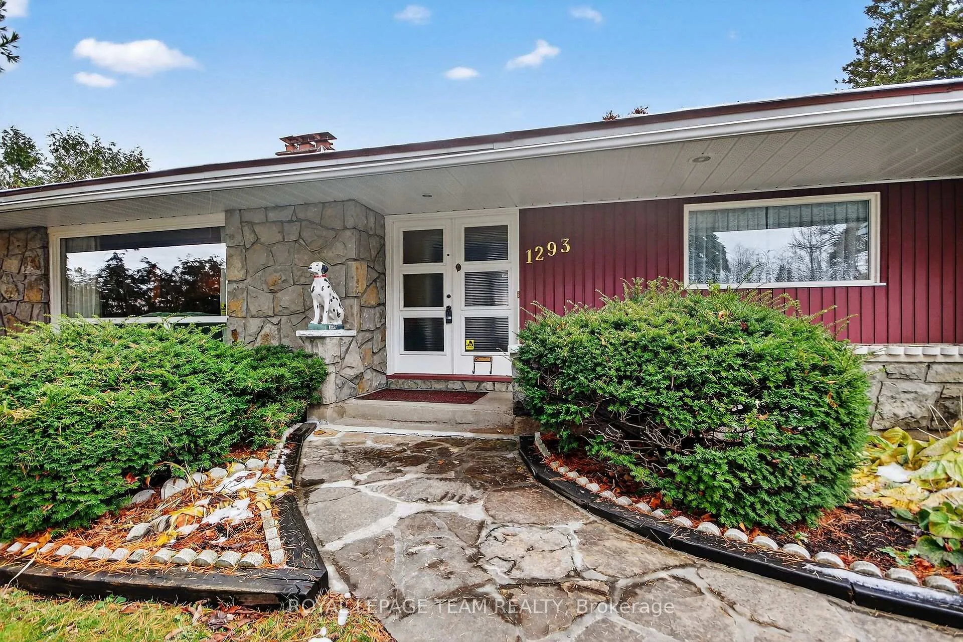 Photo 10 of 1293 Dowler Avenue, Ottawa, Alta Vista — HOMEH