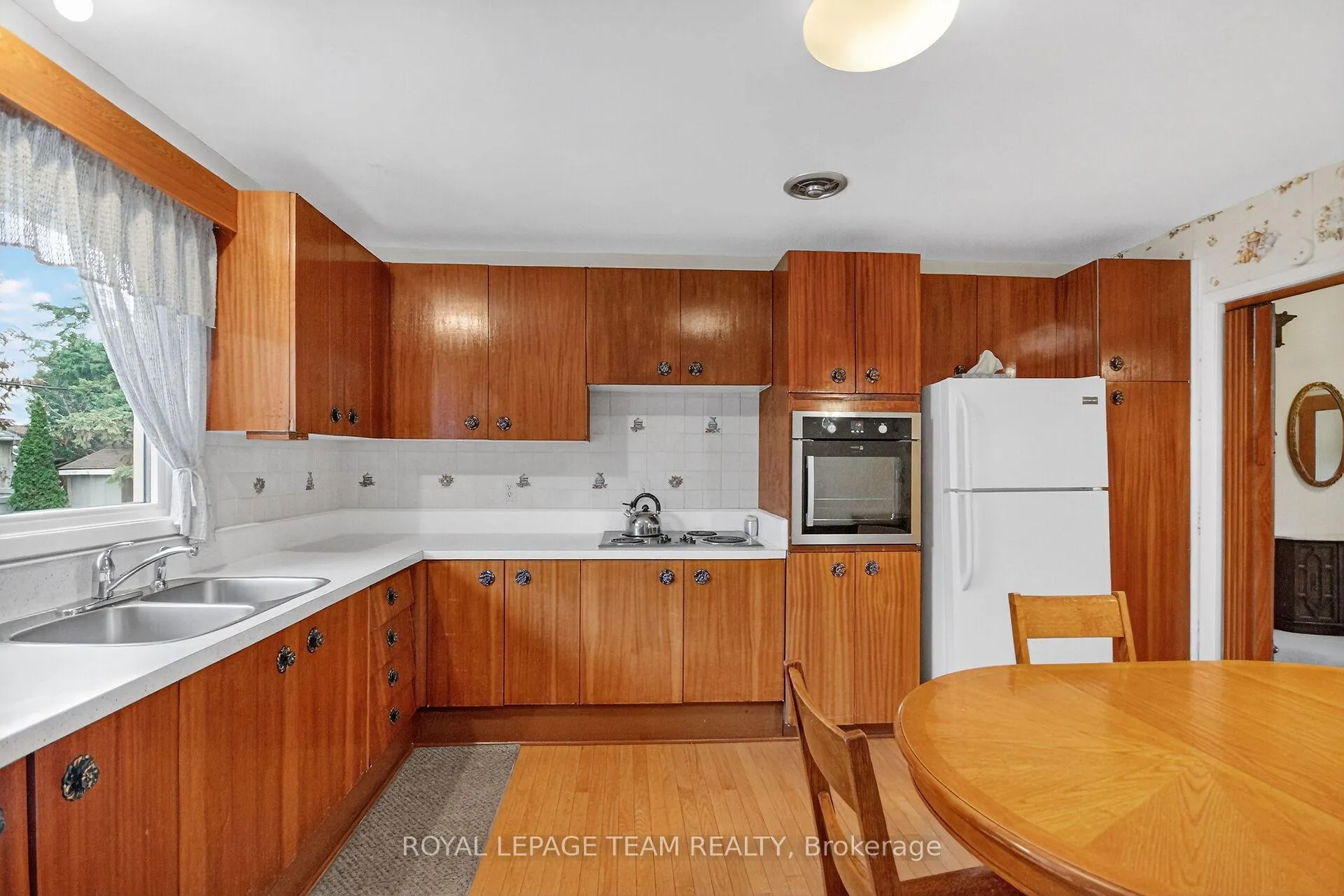 Photo 56 of 1293 Dowler Avenue, Ottawa, Alta Vista — HOMEH