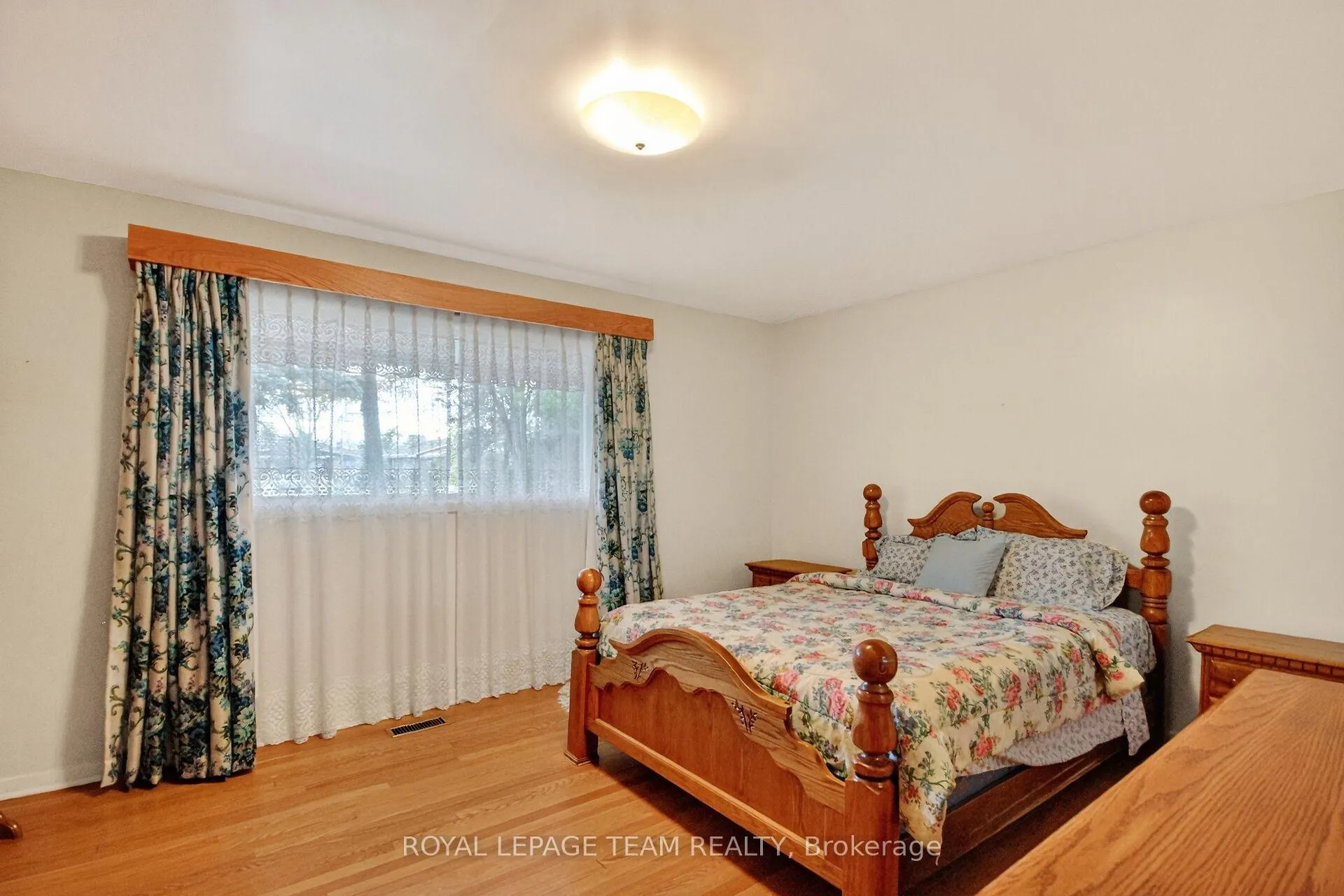 Photo 72 of 1293 Dowler Avenue, Ottawa, Alta Vista — HOMEH