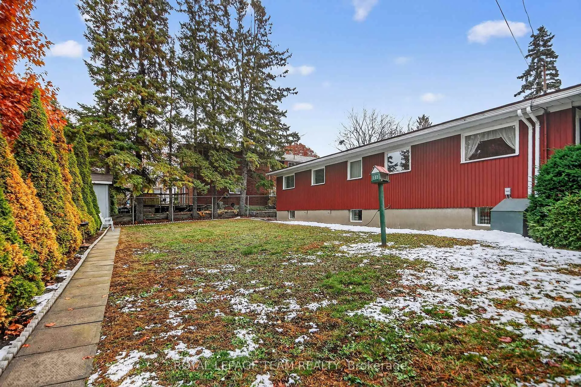 Photo 177 of 1293 Dowler Avenue, Ottawa, Alta Vista — HOMEH