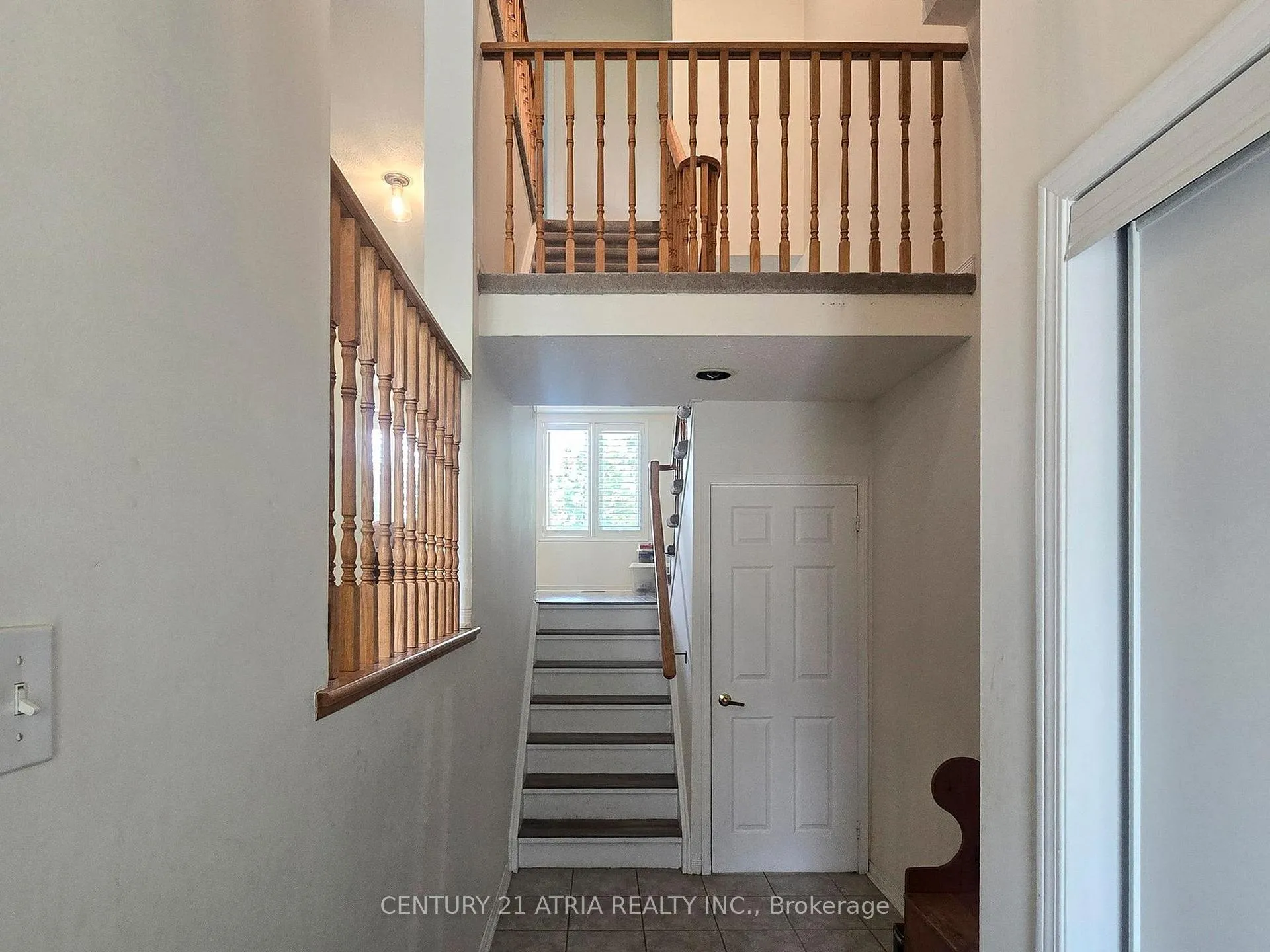 Photo 18 of 16 Stiles Avenue, Aurora, Bayview Wellington — HOMEH