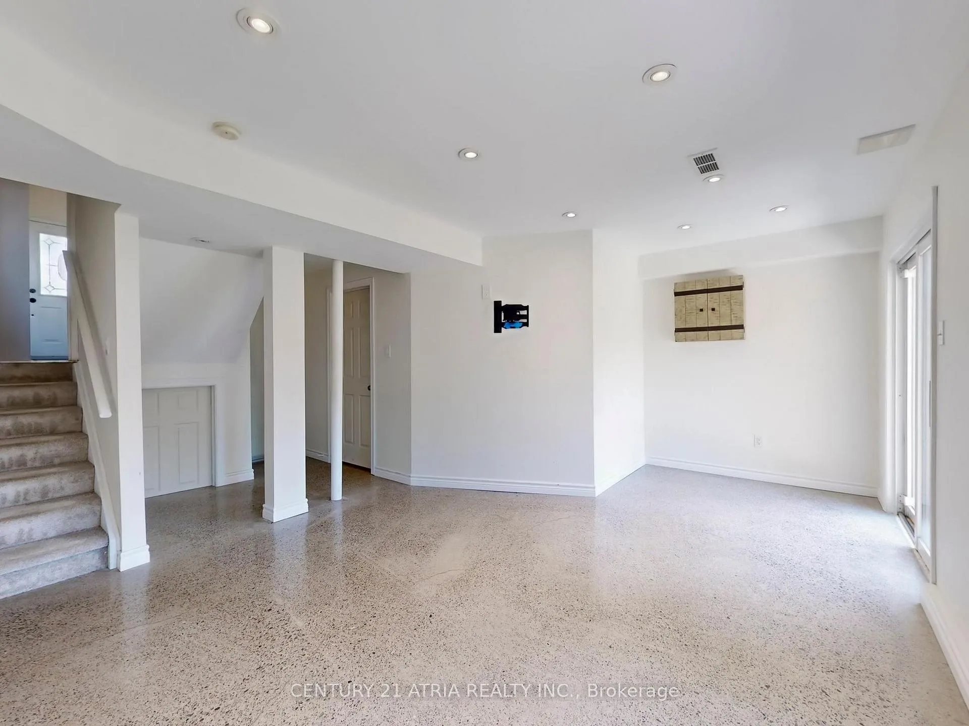 Photo 30 of 16 Stiles Avenue, Aurora, Bayview Wellington — HOMEH