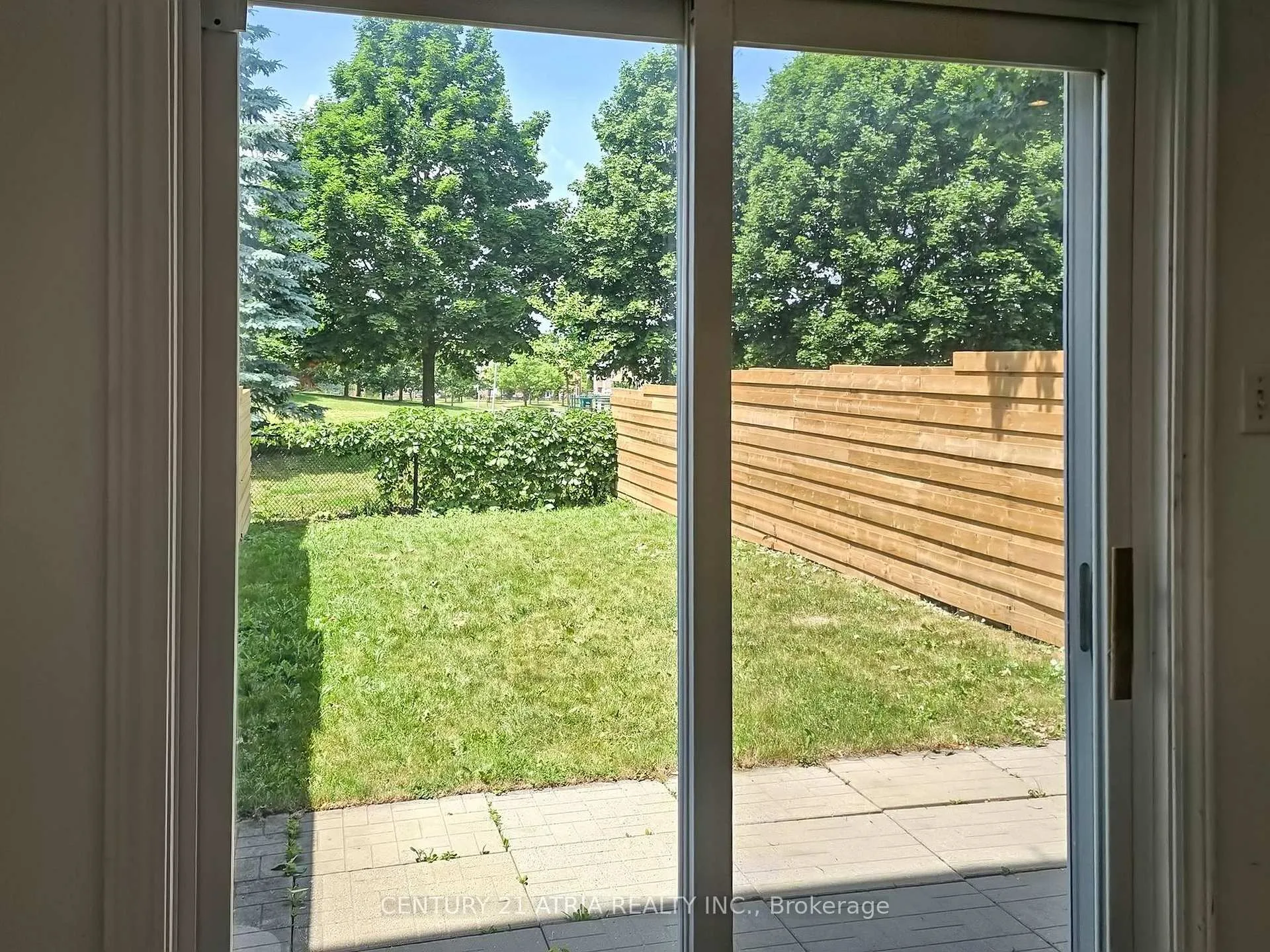 Photo 31 of 16 Stiles Avenue, Aurora, Bayview Wellington — HOMEH