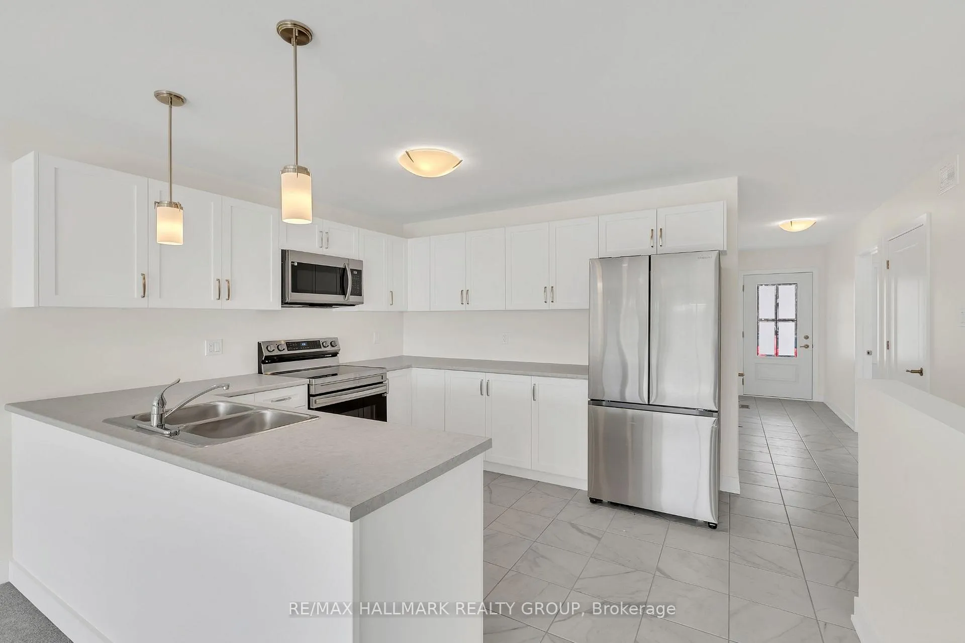 Photo 26 of 188 Seabert Drive, Arnprior — HOMEH