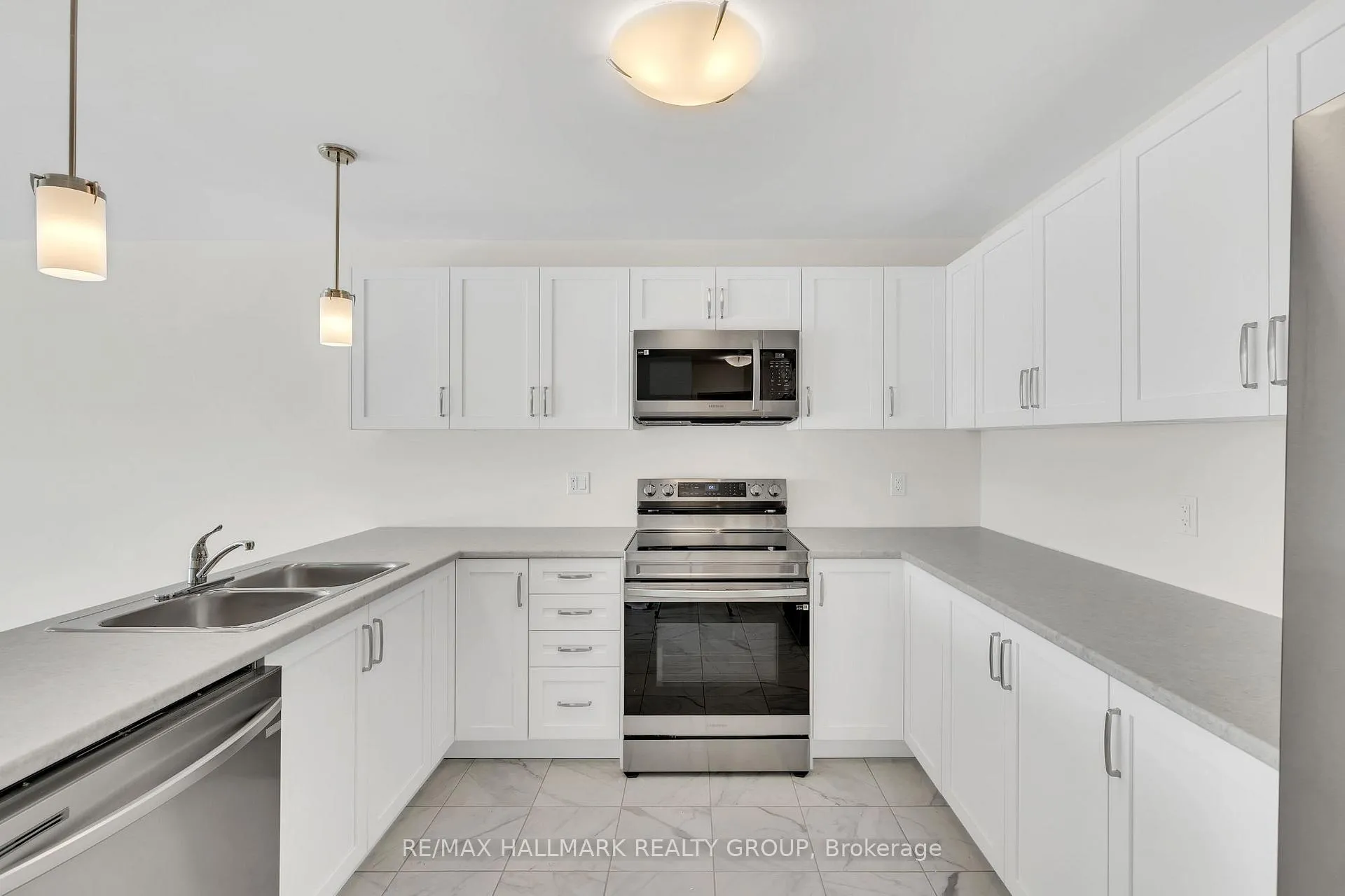 Photo 46 of 188 Seabert Drive, Arnprior — HOMEH