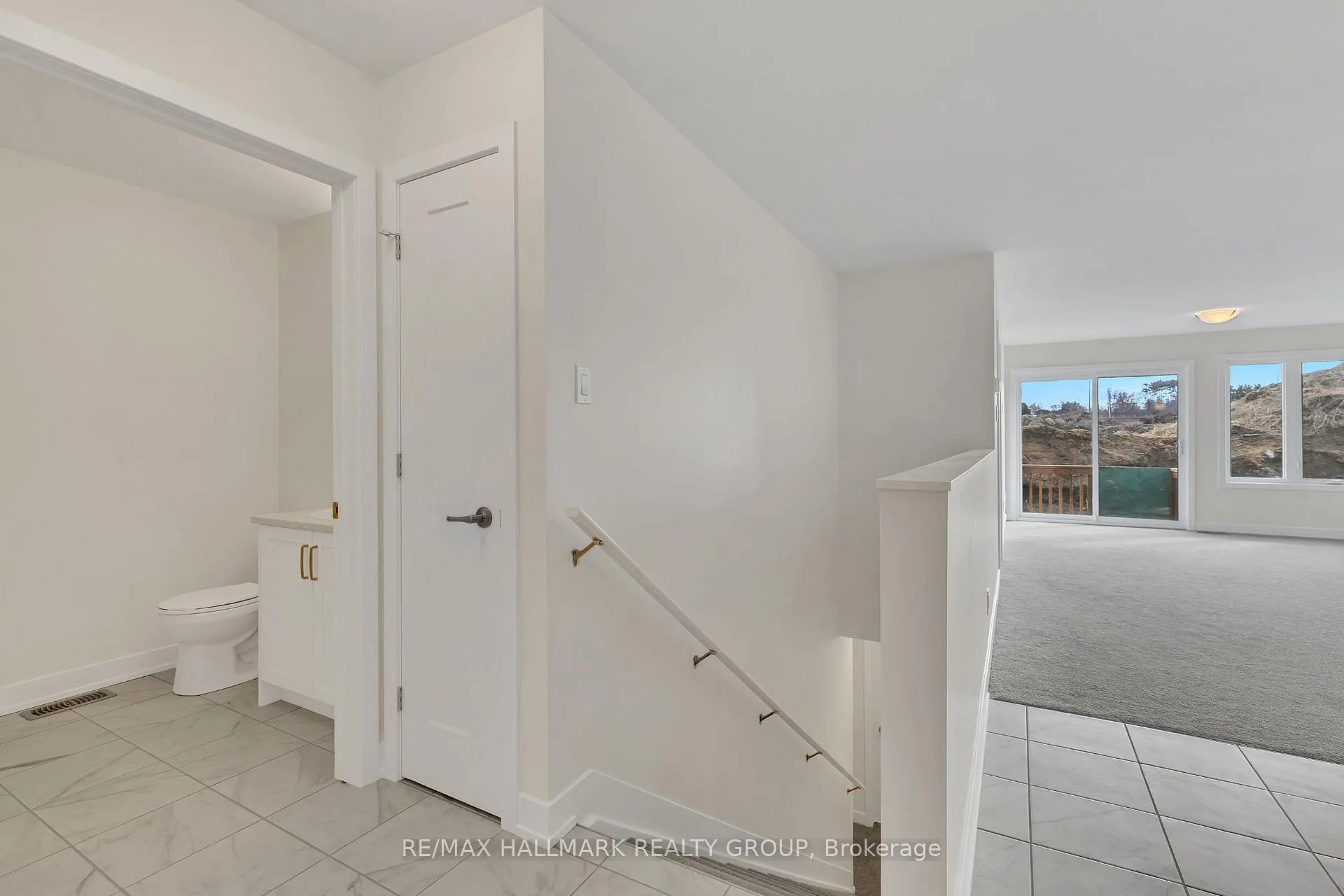 Photo 327 of 188 Seabert Drive, Arnprior — HOMEH