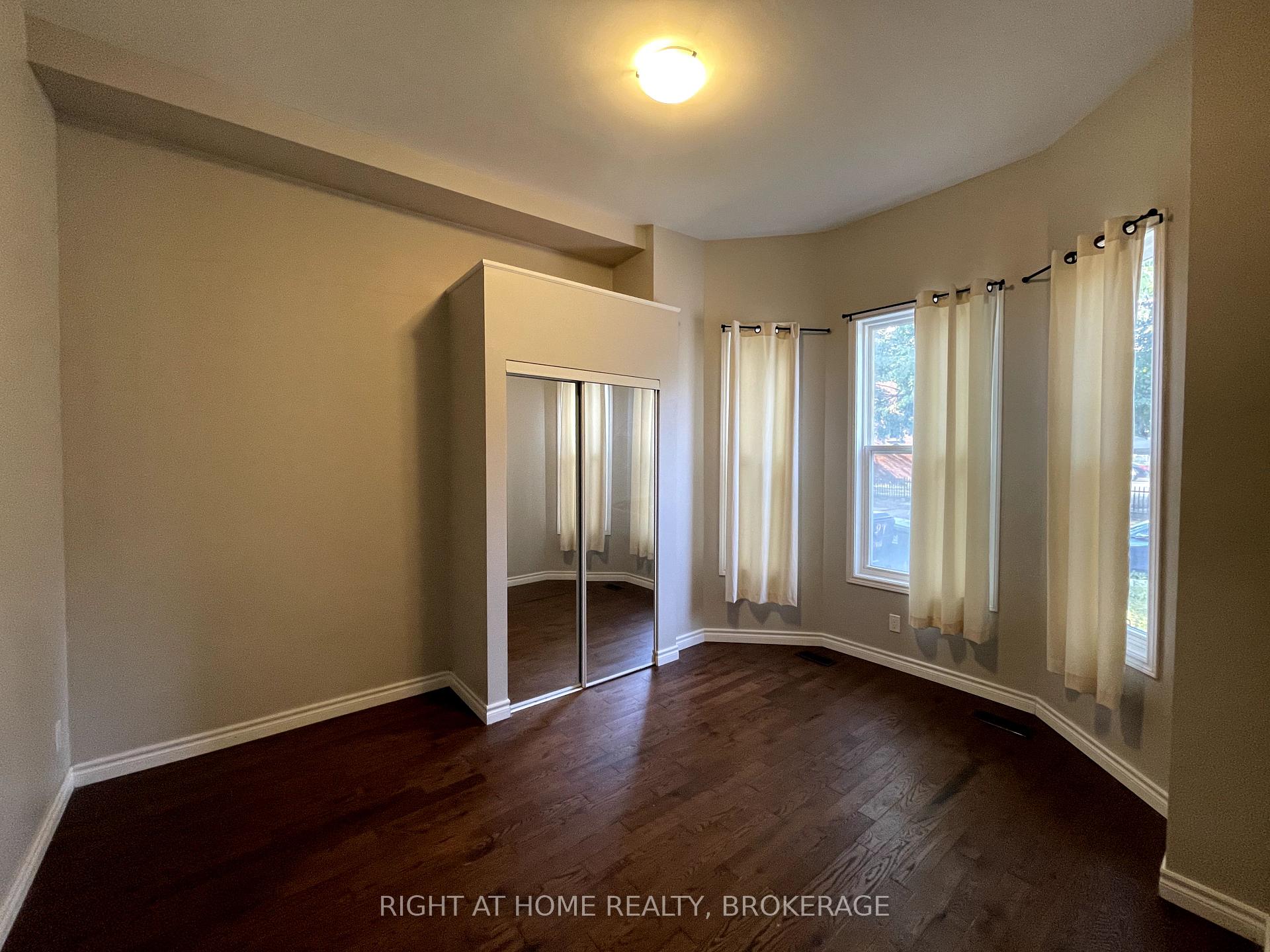 Photo 6 of Unit 1, 97 D'arcy Street, Toronto, Kensington-Chinatown — HOMEH