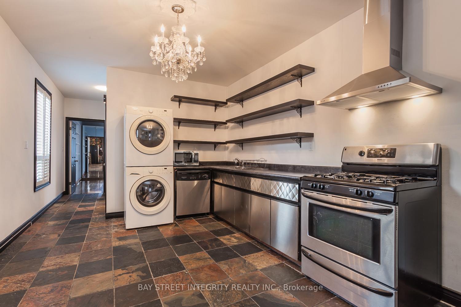 Photo 1 of Unit 2, 261 Markham Street, Toronto, Trinity-Bellwoods — HOMEH