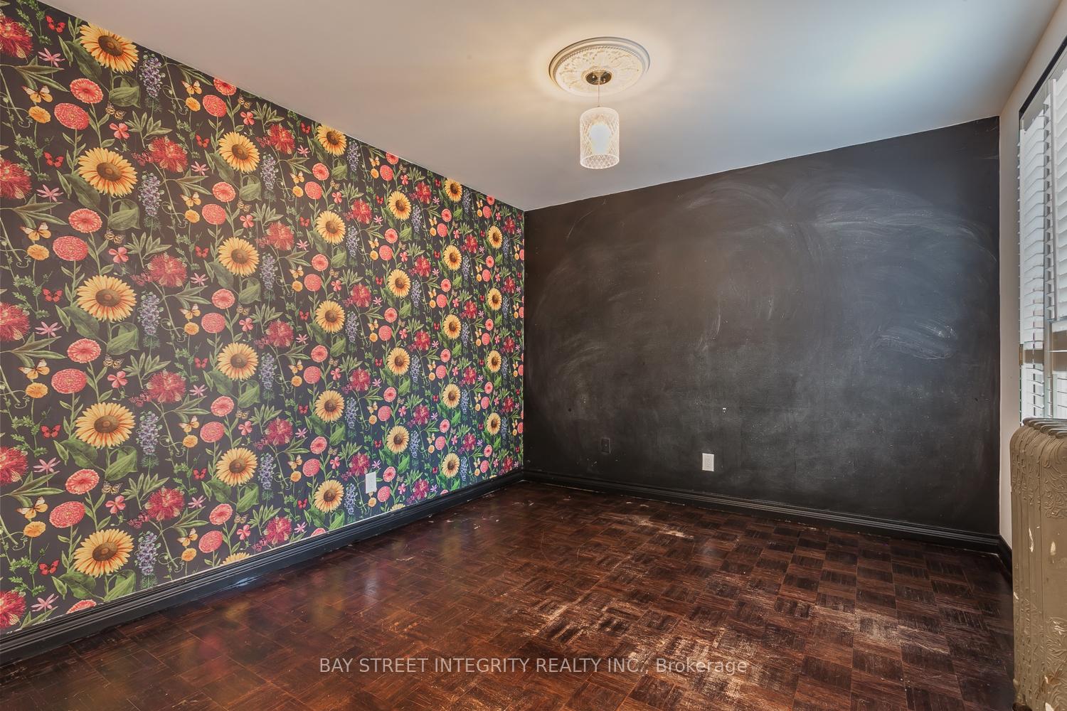 Photo 5 of Unit 2, 261 Markham Street, Toronto, Trinity-Bellwoods — HOMEH