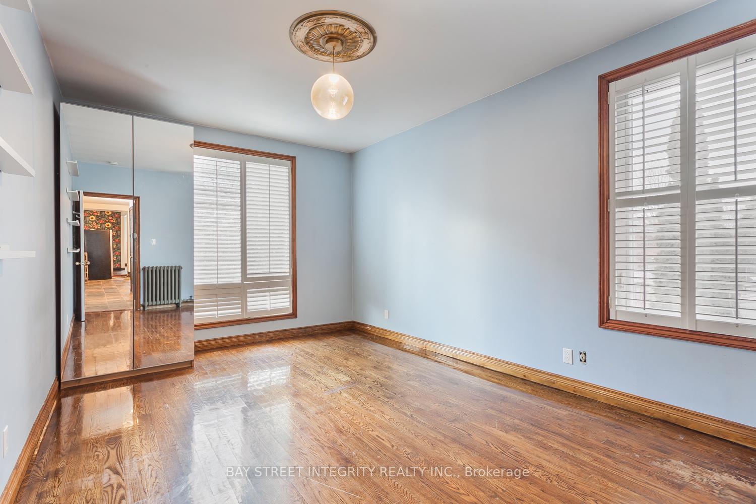 Photo 9 of Unit 2, 261 Markham Street, Toronto, Trinity-Bellwoods — HOMEH