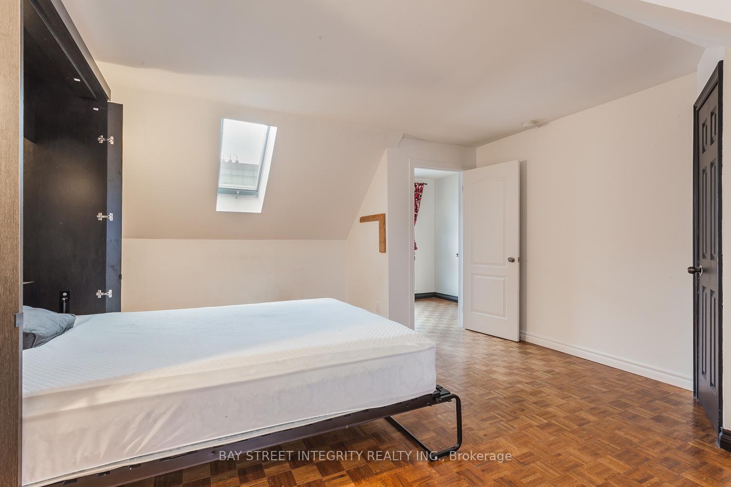Photo 12 of Unit 2, 261 Markham Street, Toronto, Trinity-Bellwoods — HOMEH