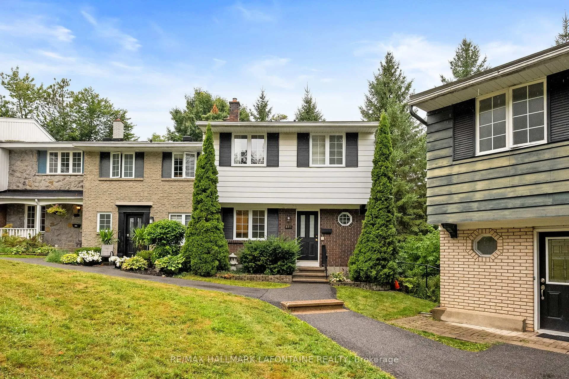 Photo 25 of 876 Walkley Road, Ottawa, Riverside Park South — HOMEH