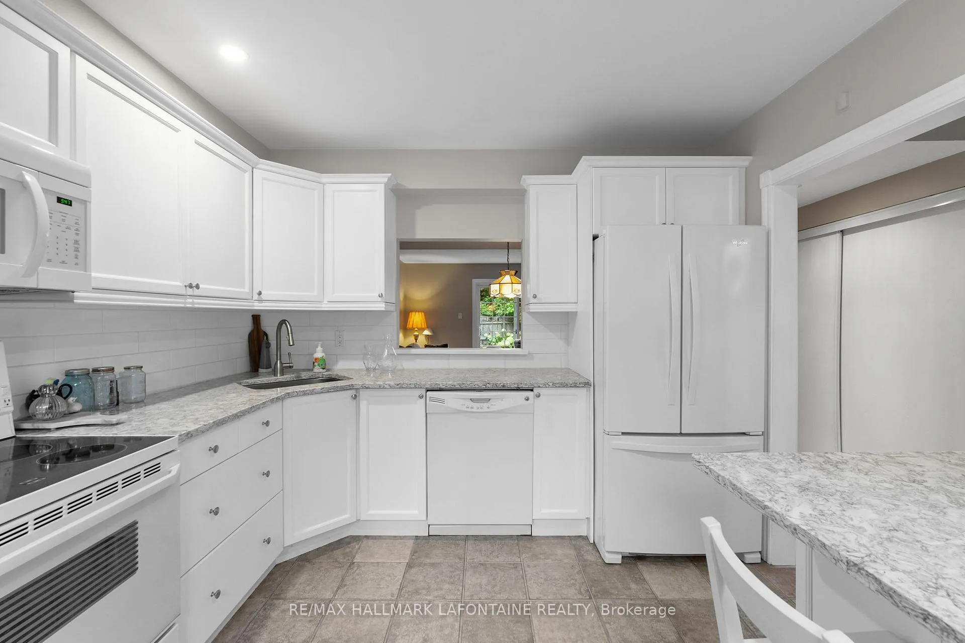 Photo 69 of 876 Walkley Road, Ottawa, Riverside Park South — HOMEH