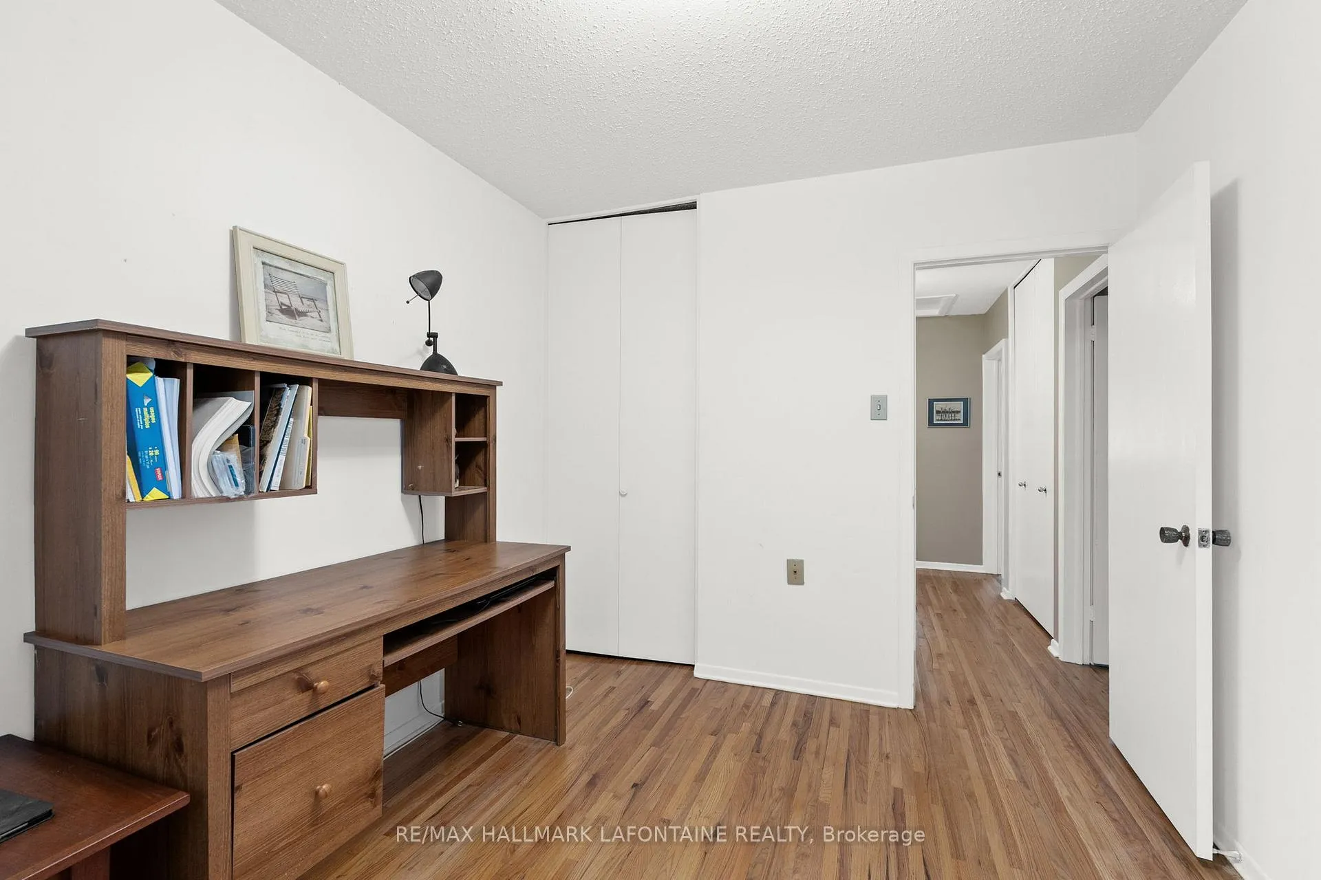 Photo 239 of 876 Walkley Road, Ottawa, Riverside Park South — HOMEH