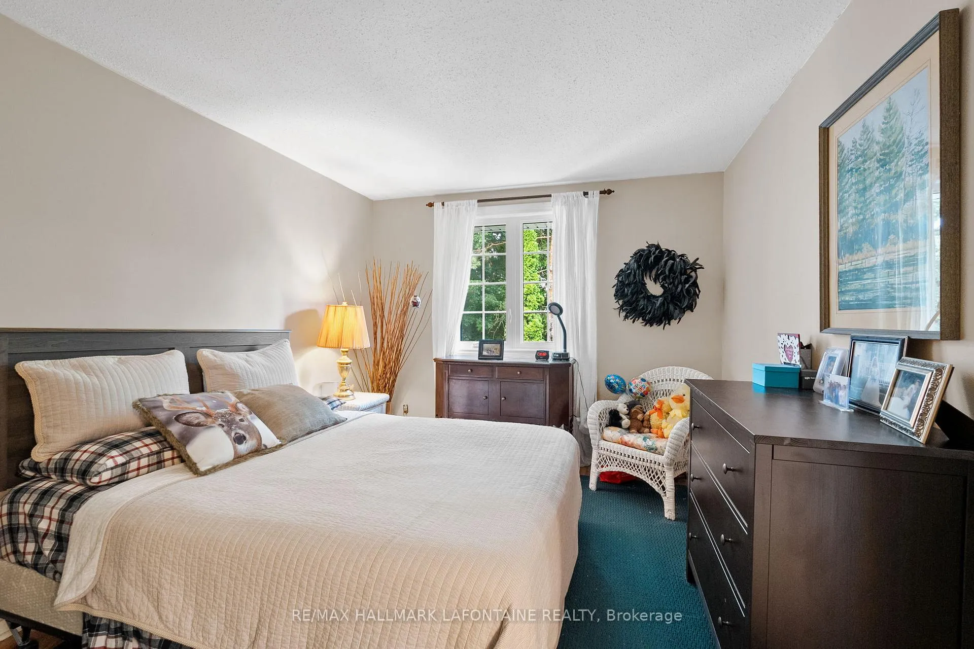 Photo 246 of 876 Walkley Road, Ottawa, Riverside Park South — HOMEH