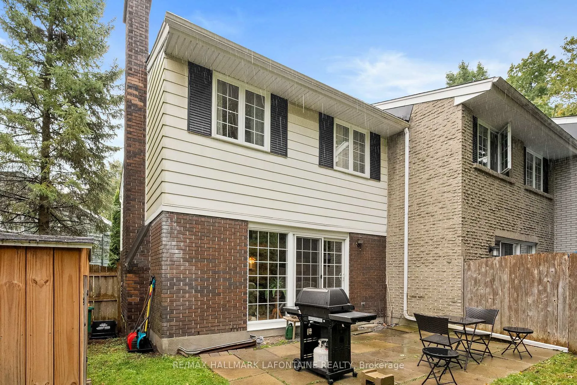 Photo 321 of 876 Walkley Road, Ottawa, Riverside Park South — HOMEH