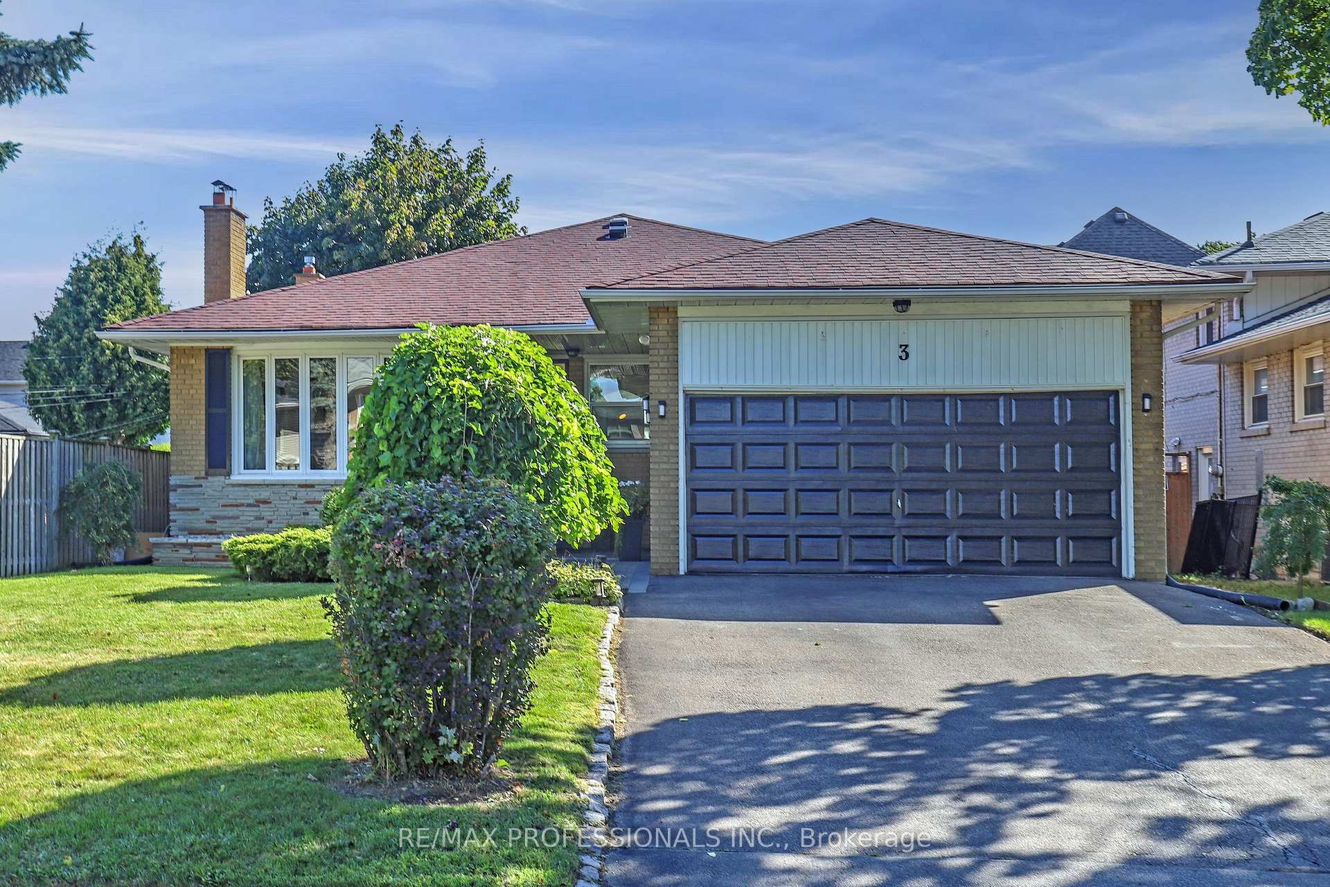 Front of 3 Hartsdale Drive