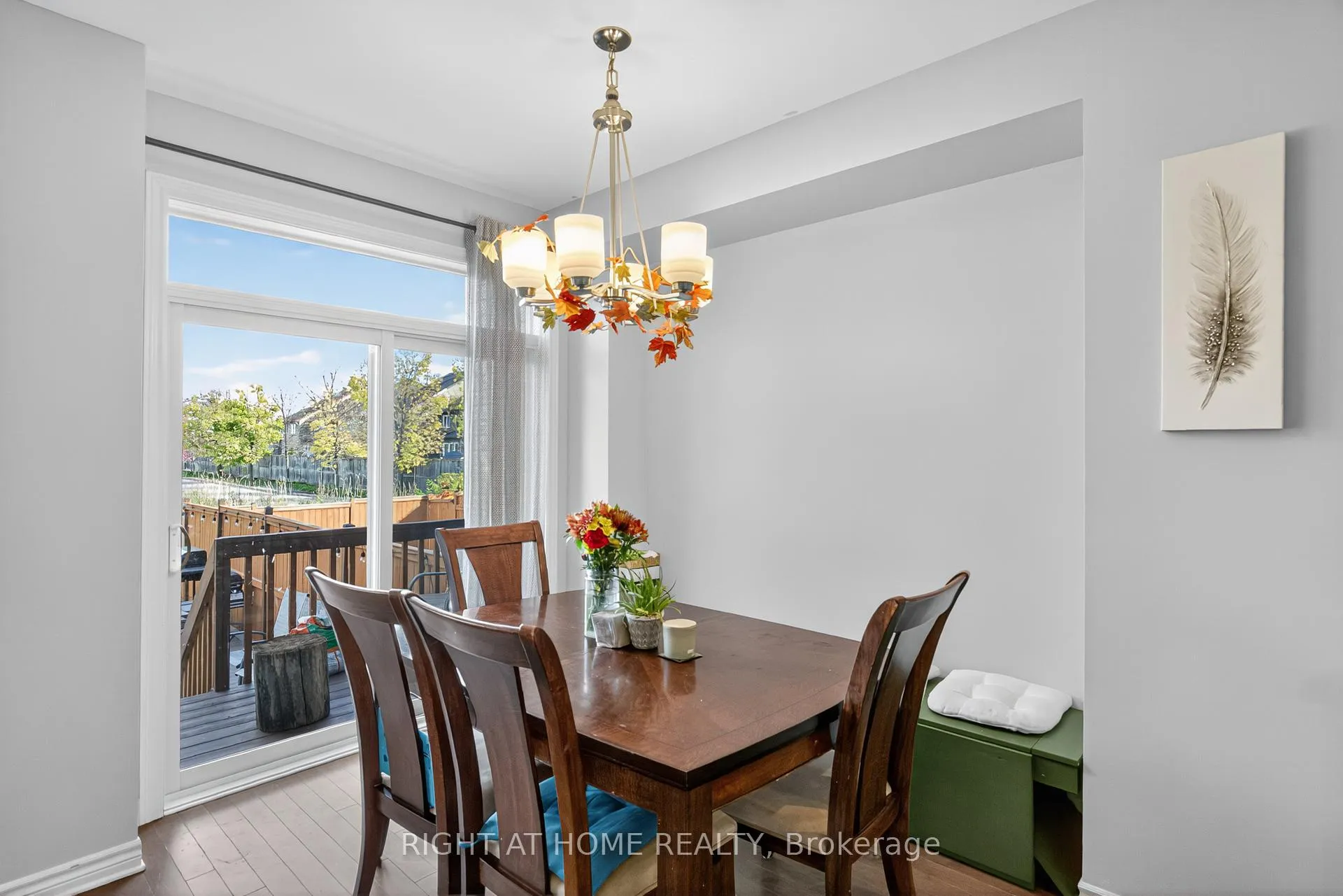Photo 11 of 772 Cedar Creek Drive, Ottawa, Blossom Park/Kemp Park/Findlay Creek — HOMEH