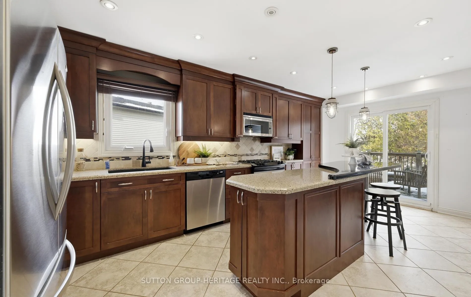 Photo 3 of 54 Reed Drive, Ajax, Central — HOMEH