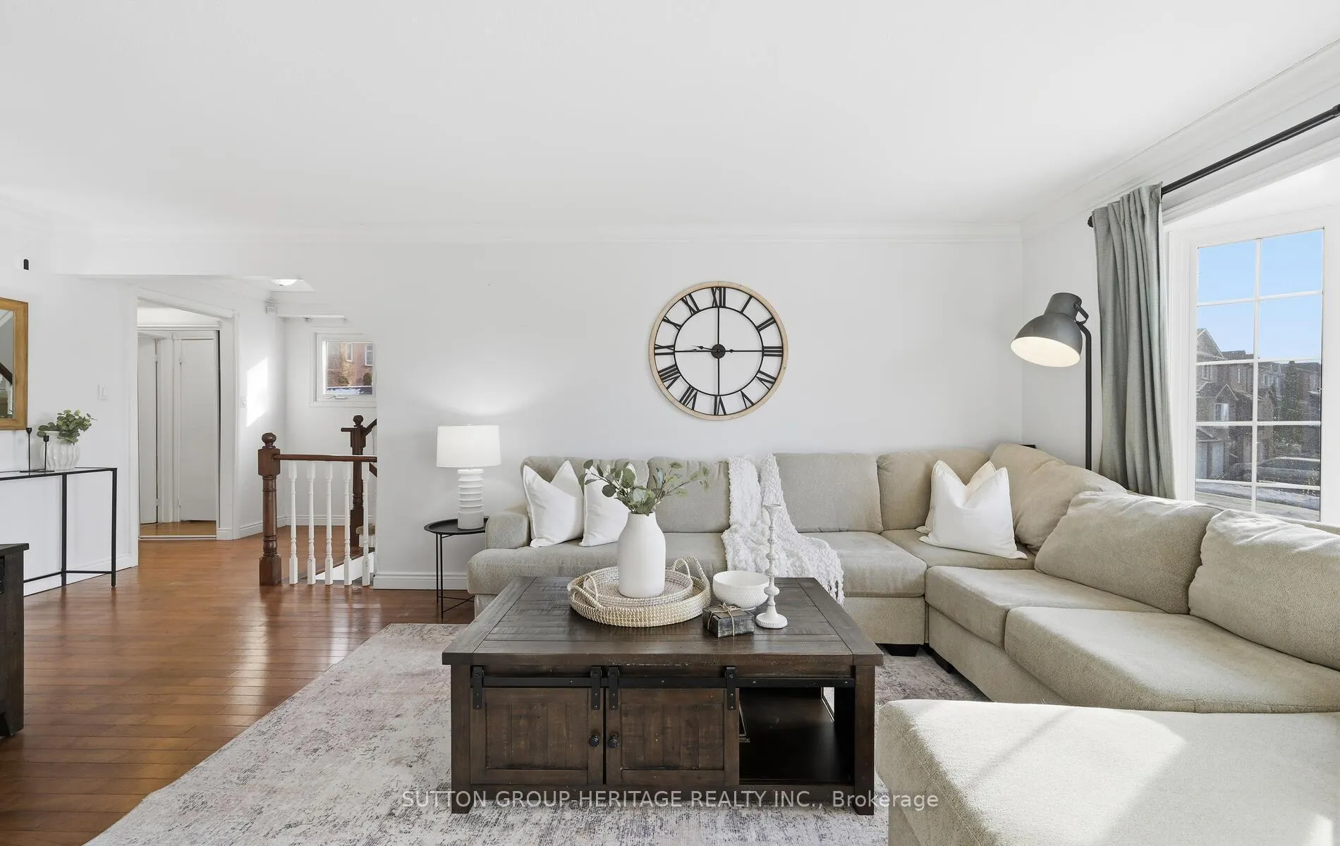 Photo 8 of 54 Reed Drive, Ajax, Central — HOMEH