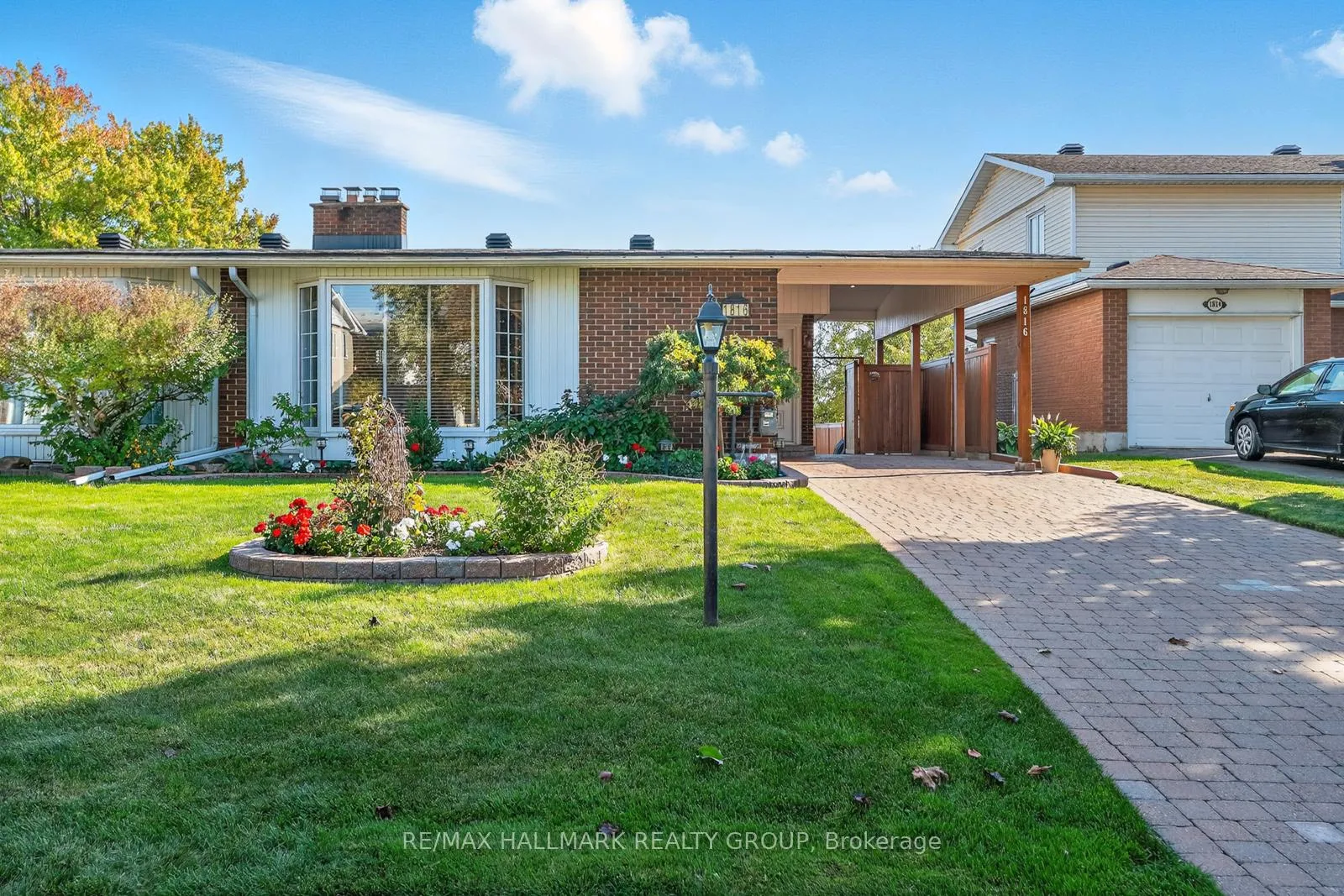 Front of 1816 Applegrove Court
