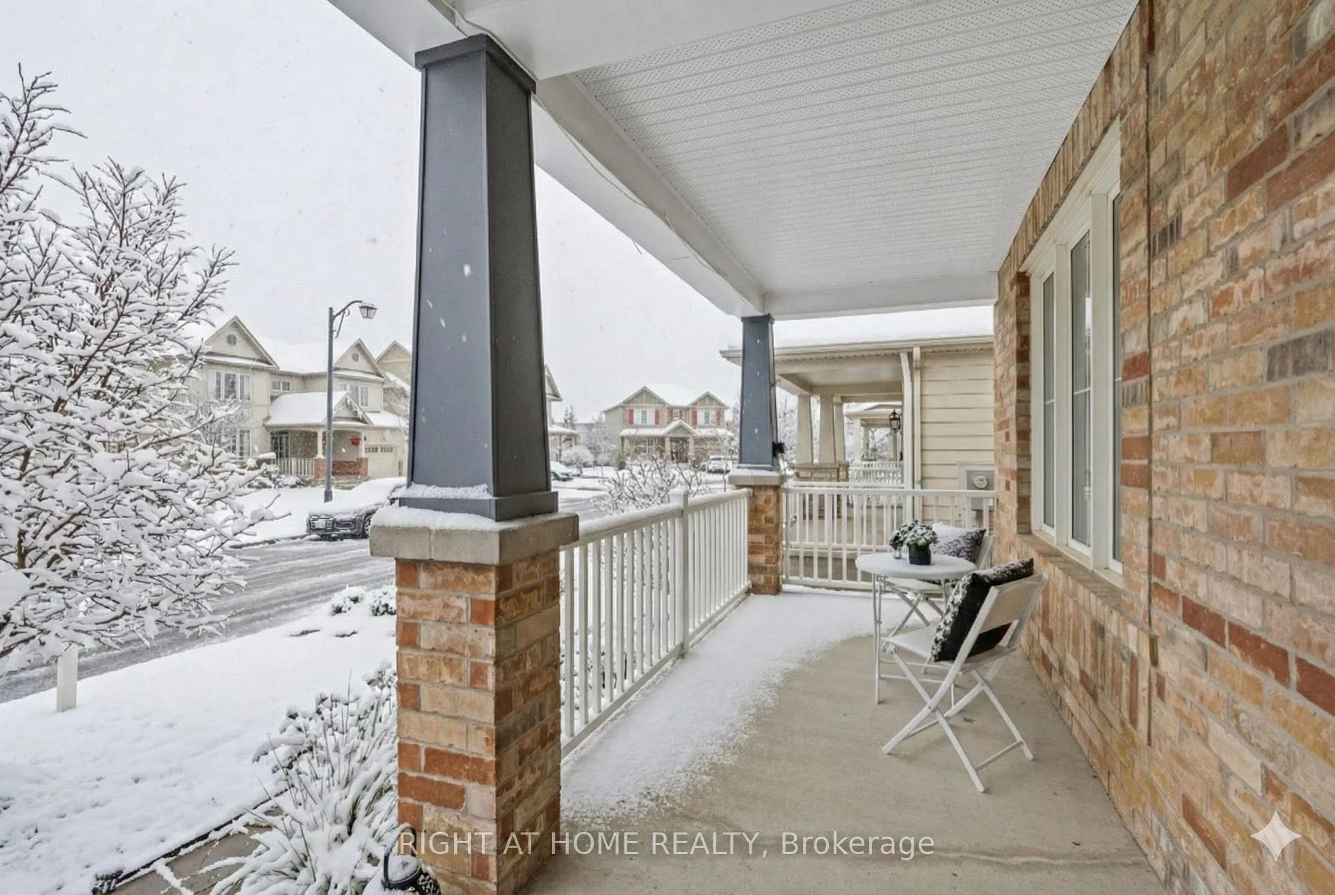 Photo 5 of 2209 Sunset Cove Circle, Ottawa, Barrhaven - Half Moon Bay — HOMEH