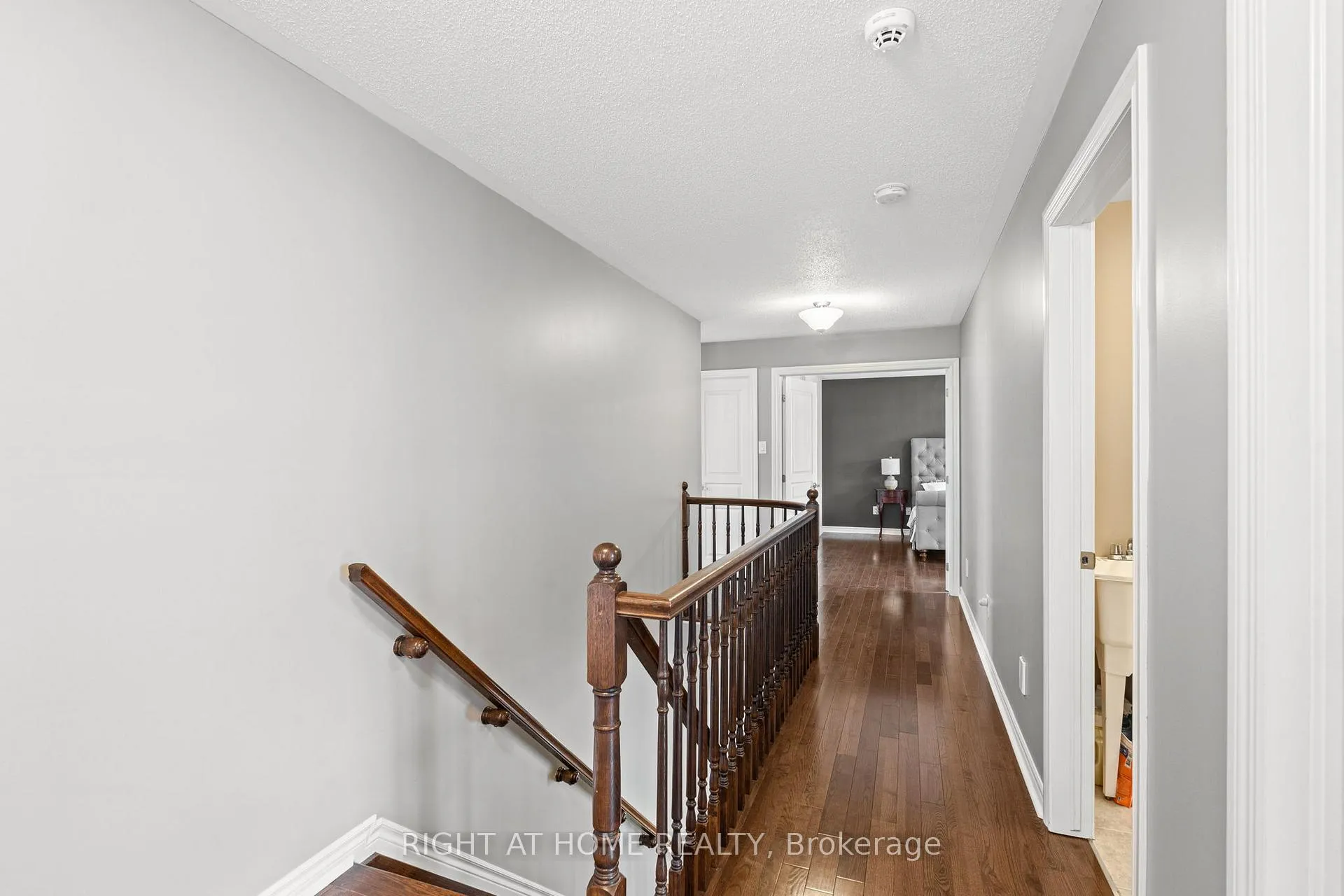 Photo 34 of 2209 Sunset Cove Circle, Ottawa, Barrhaven - Half Moon Bay — HOMEH