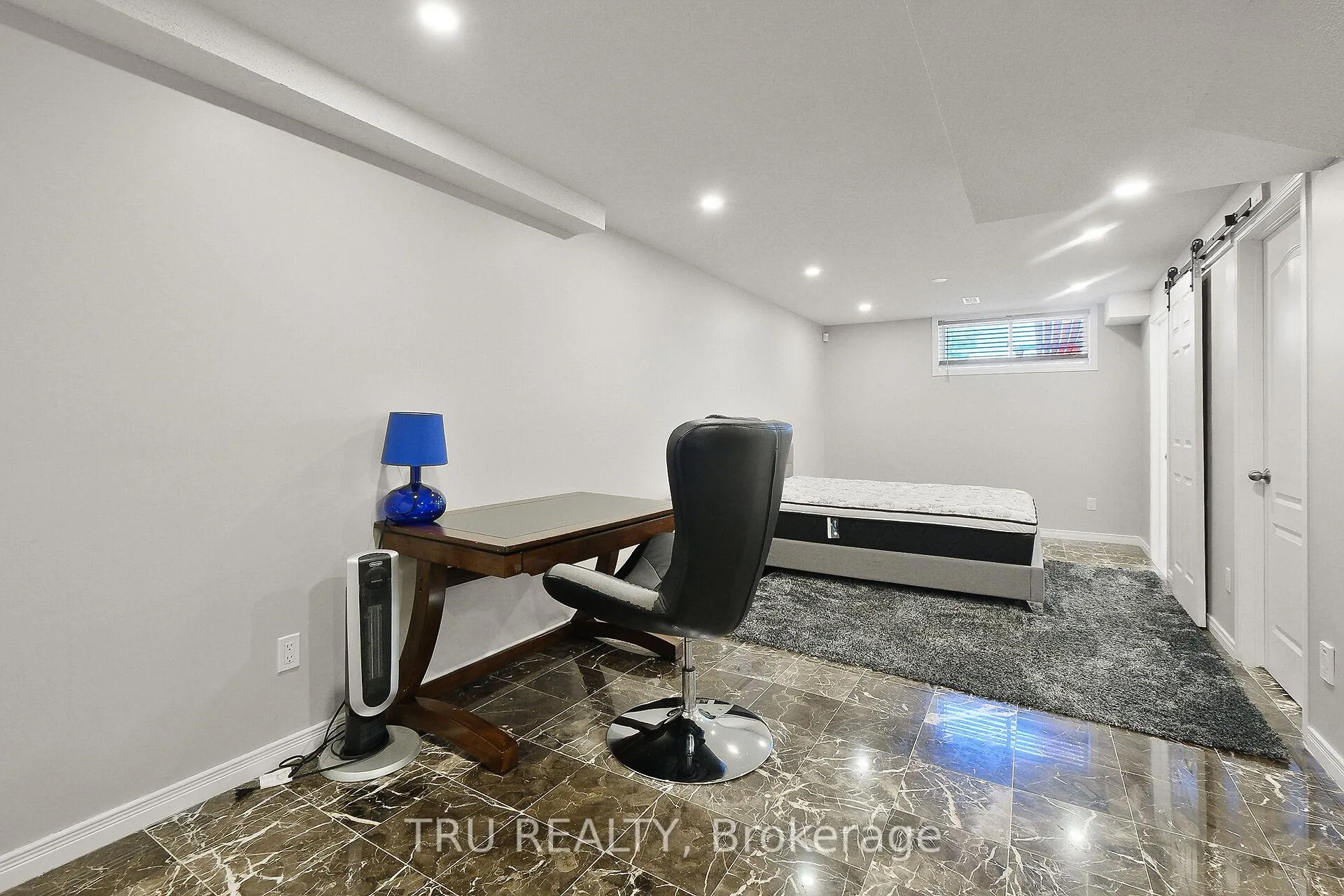 Photo 73 of 297 Freedom Private, Ottawa, Riverview Park — HOMEH