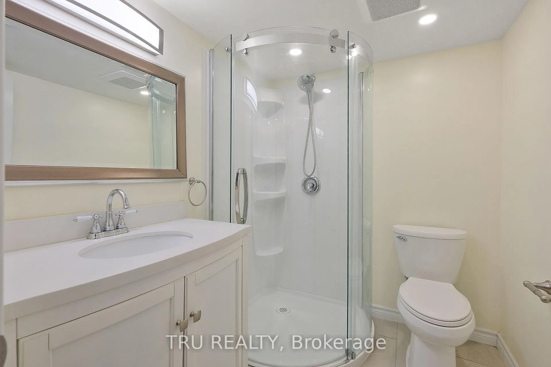 Photo 81 of 297 Freedom Private, Ottawa, Riverview Park — HOMEH