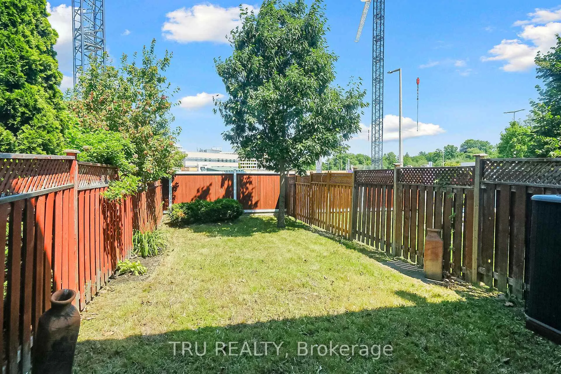 Photo 87 of 297 Freedom Private, Ottawa, Riverview Park — HOMEH