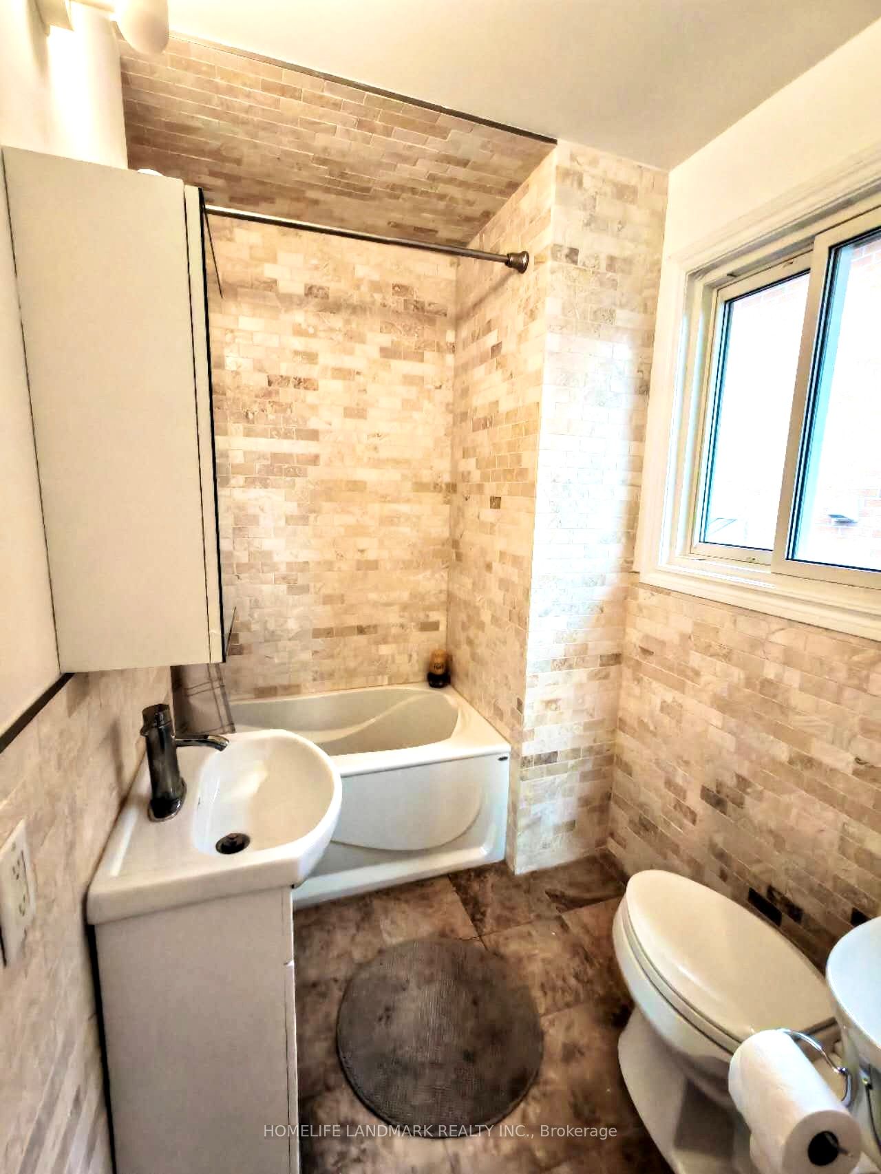 Photo 44 of 129 Glen Shields Avenue, Vaughan, Glen Shields — HOMEH
