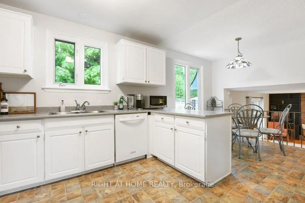 Photo 28 of 13 Northpark Drive, Ottawa, Blackburn Hamlet — HOMEH
