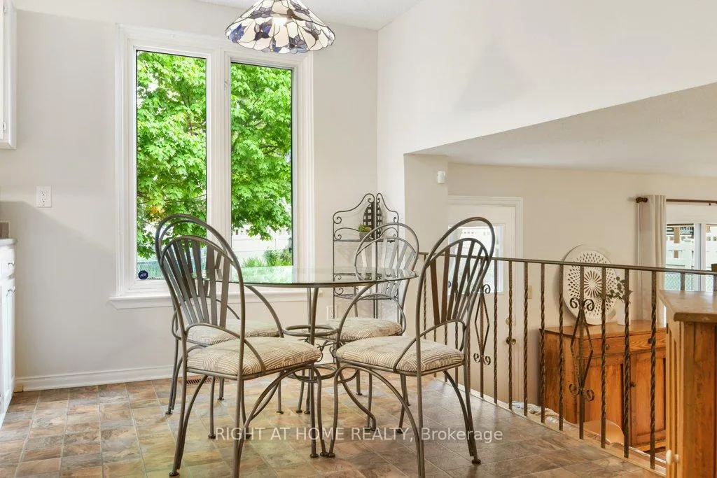 Photo 32 of 13 Northpark Drive, Ottawa, Blackburn Hamlet — HOMEH