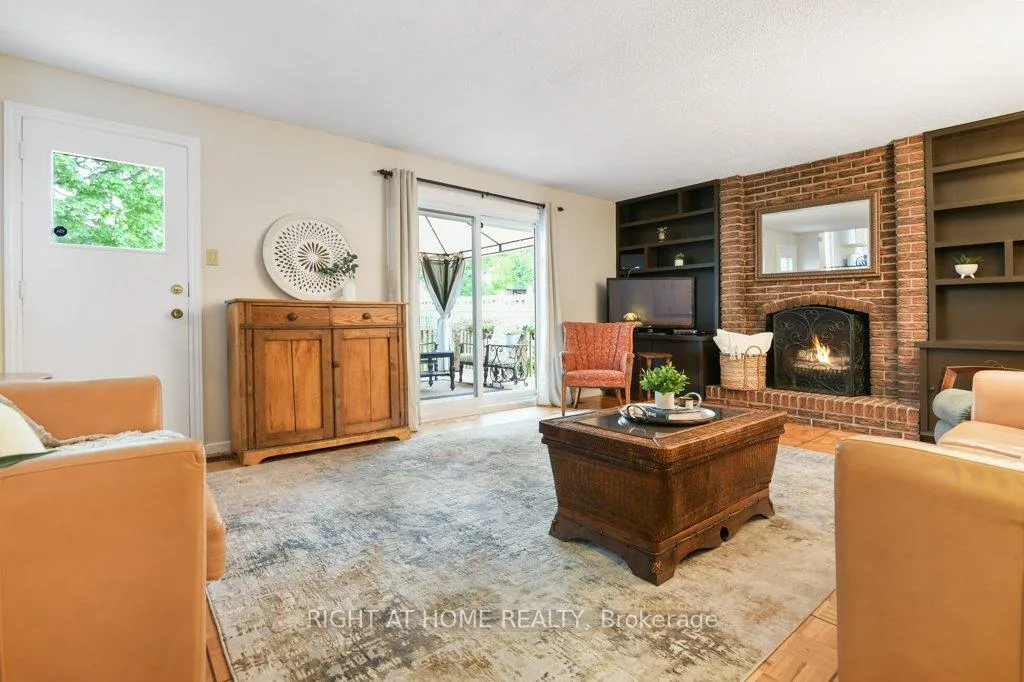 Photo 35 of 13 Northpark Drive, Ottawa, Blackburn Hamlet — HOMEH