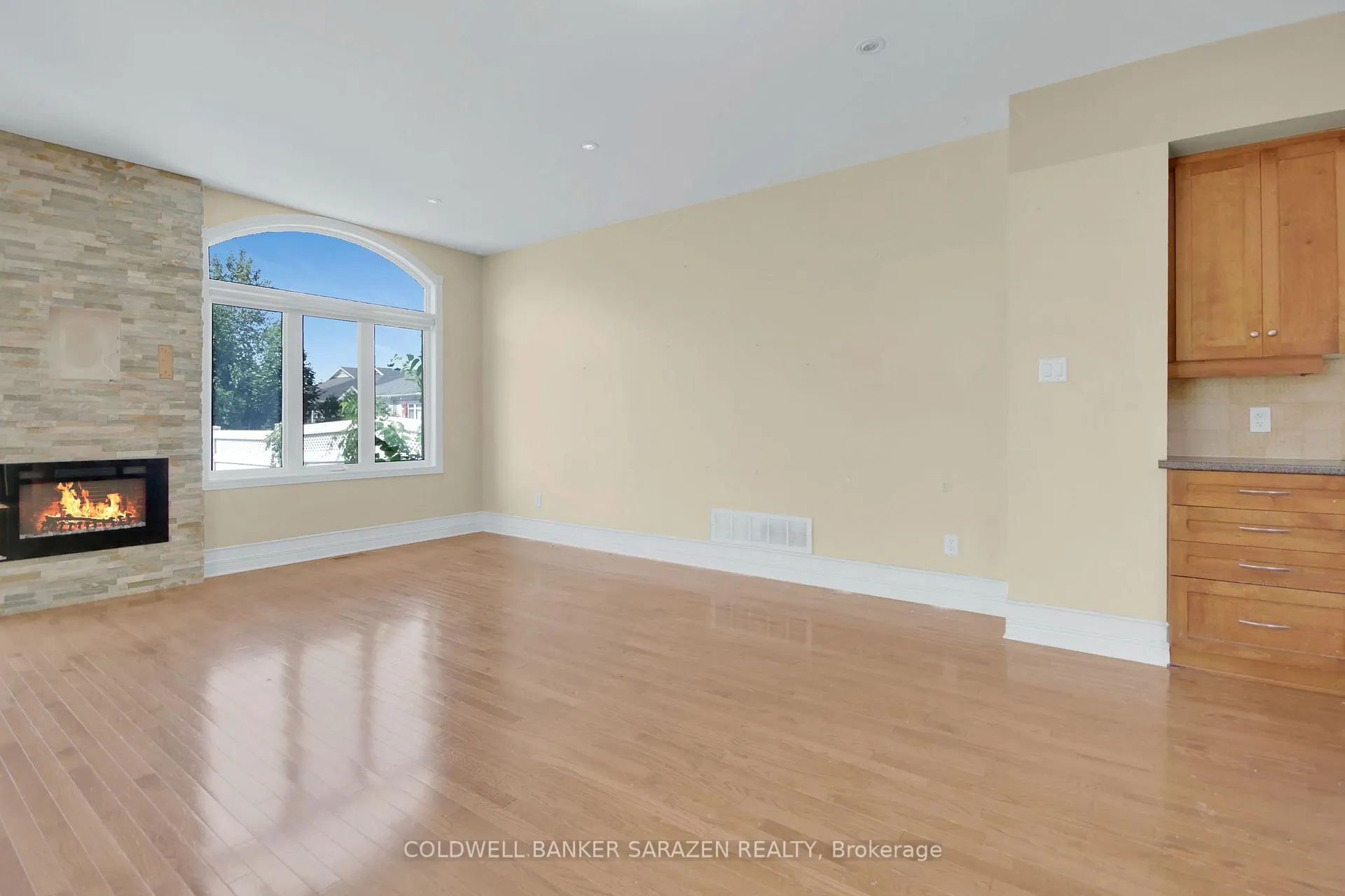 Photo 21 of 286 Parkin Circle, Ottawa, Blossom Park/Kemp Park/Findlay Creek — HOMEH