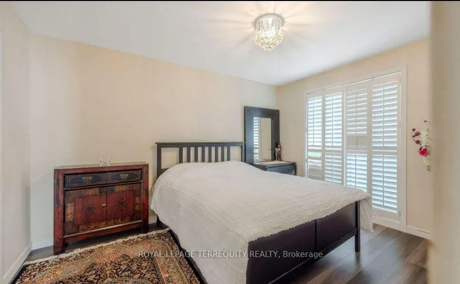 Photo 11 of 25 Bailey Crescent, Aurora, Aurora Highlands — HOMEH