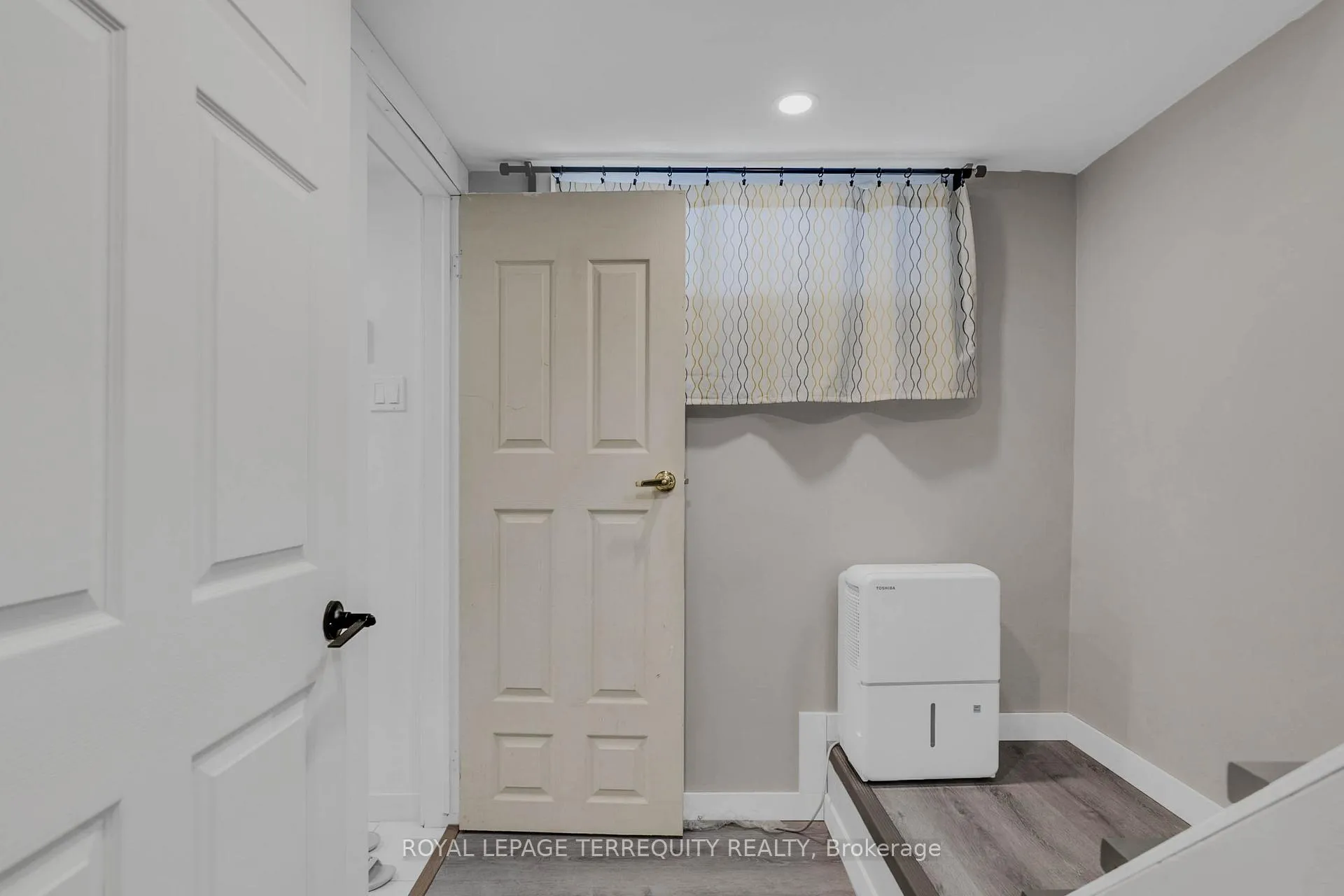 Photo 42 of 25 Bailey Crescent, Aurora, Aurora Highlands — HOMEH