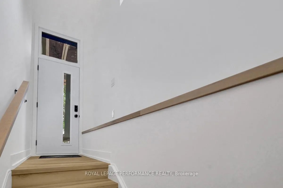 Photo 10 of Unit B, 1386 Gibson Street, Ottawa, Alta Vista — HOMEH