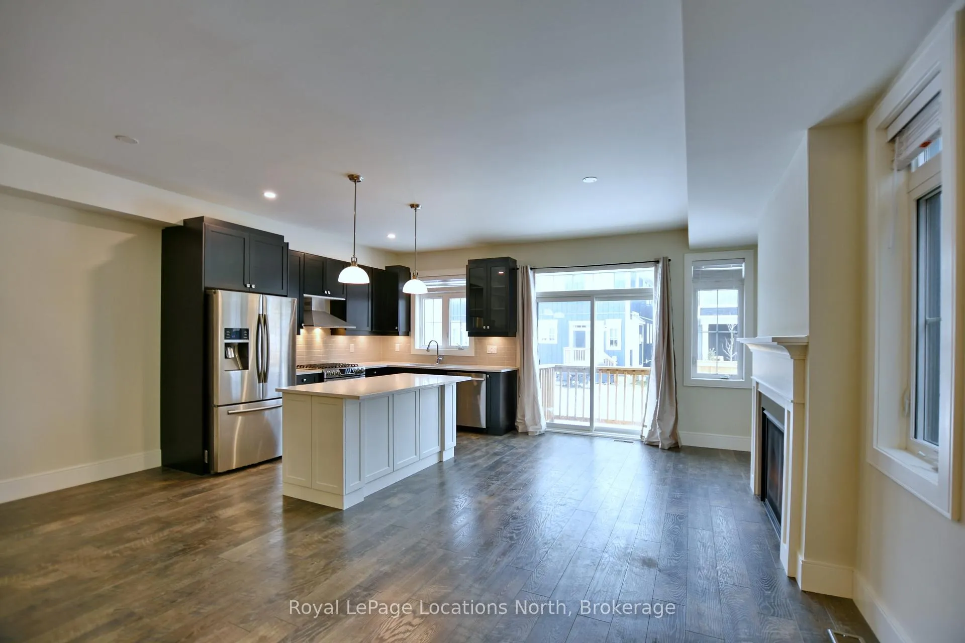 Photo 4 of 185 Yellow Birch Crescent, Blue Mountains — HOMEH