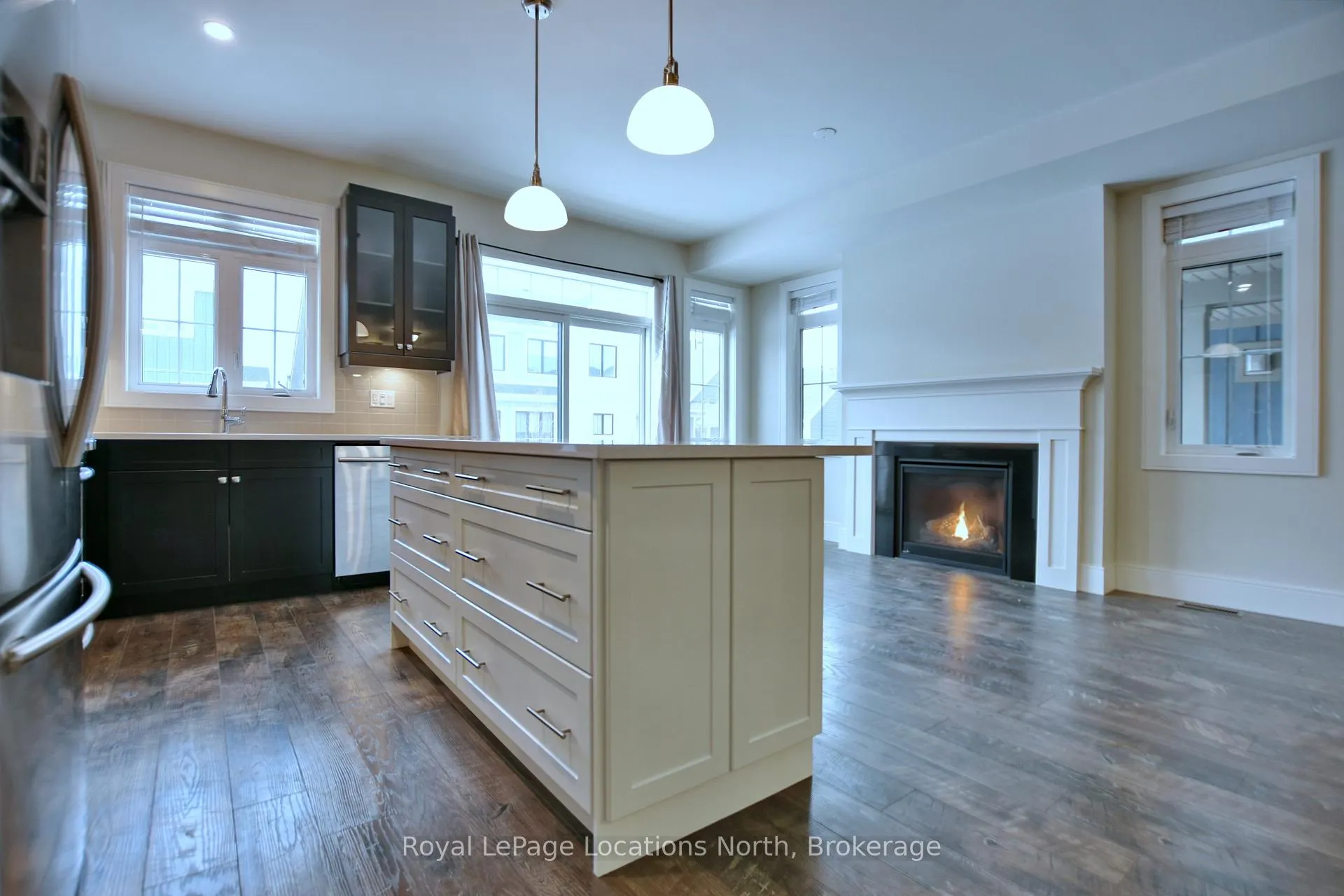 Photo 12 of 185 Yellow Birch Crescent, Blue Mountains — HOMEH