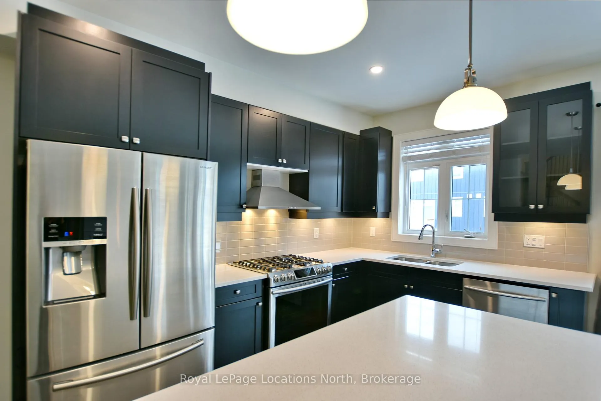 Photo 13 of 185 Yellow Birch Crescent, Blue Mountains — HOMEH