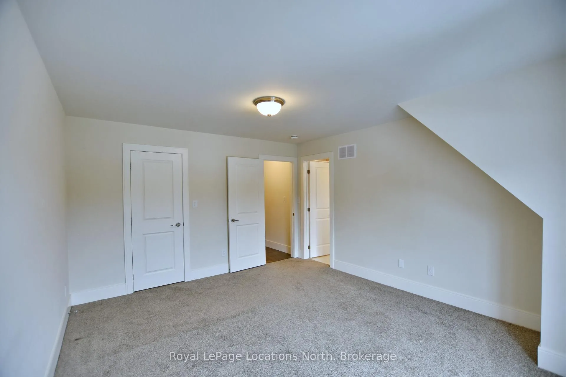 Photo 16 of 185 Yellow Birch Crescent, Blue Mountains — HOMEH