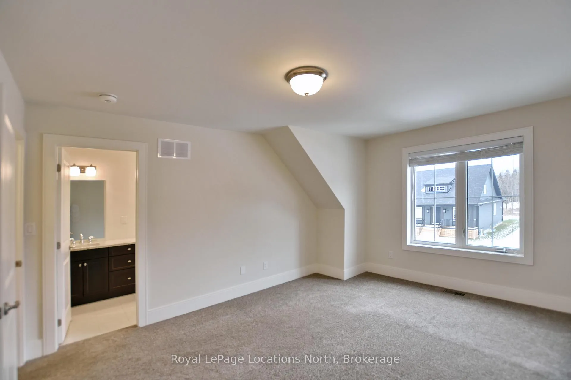 Photo 17 of 185 Yellow Birch Crescent, Blue Mountains — HOMEH