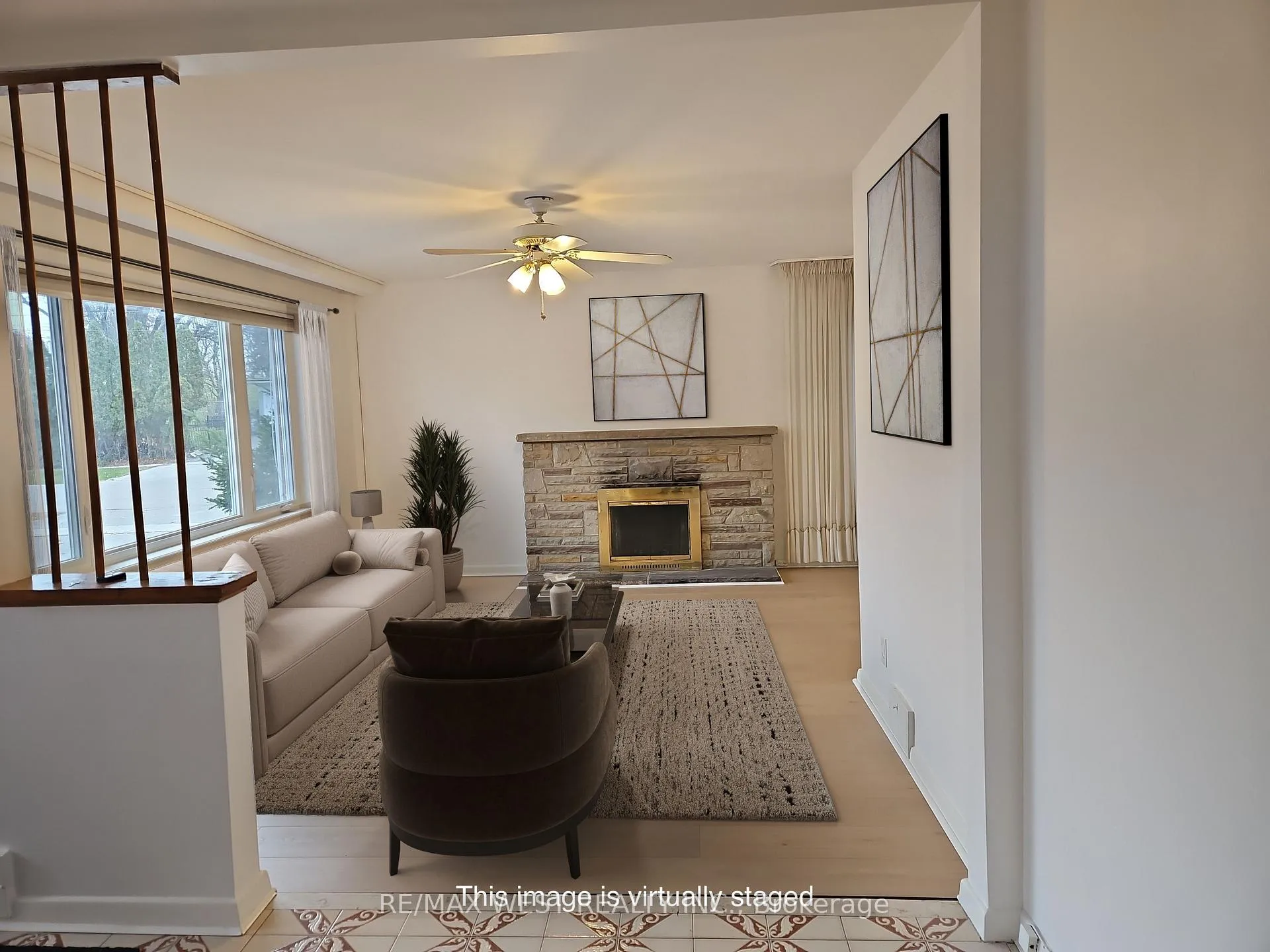 Photo 3 of 30 Golfwood Heights, Etobicoke, Kingsview Village-The Westway — HOMEH