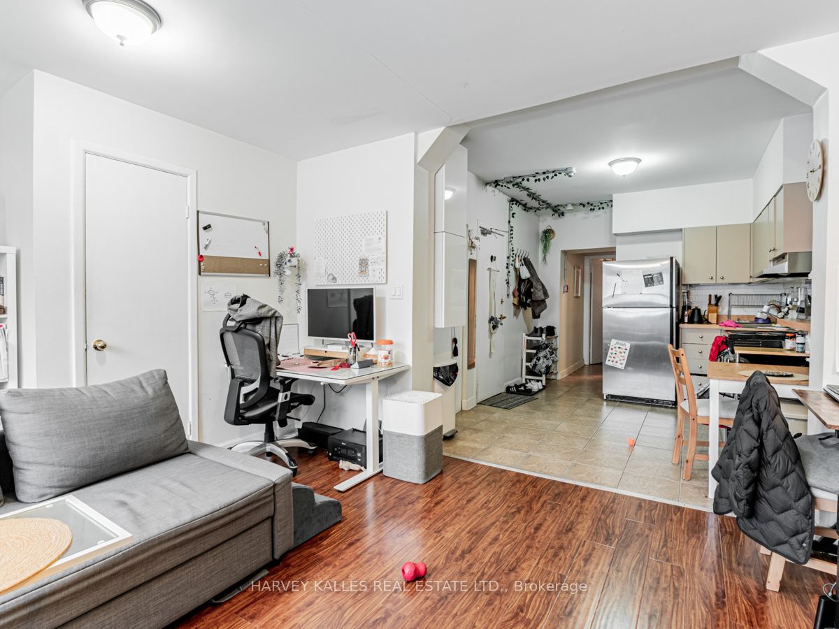Photo 48 of 1552 Bathurst Street, Toronto, Humewood-Cedarvale — HOMEH