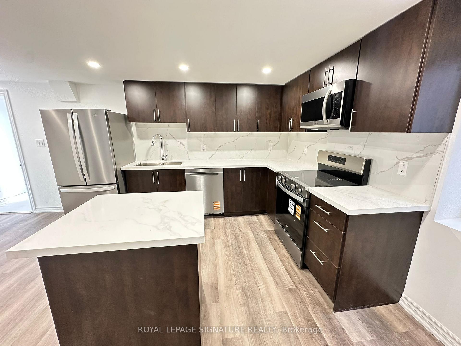 Front of Unit Lower, 17 Tamarisk Drive