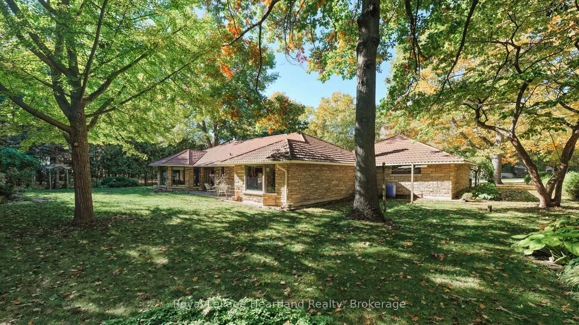 Photo 5 of 81364 Champlain Boulevard, Ashfield-Colborne-Wawanosh, Colborne — HOMEH