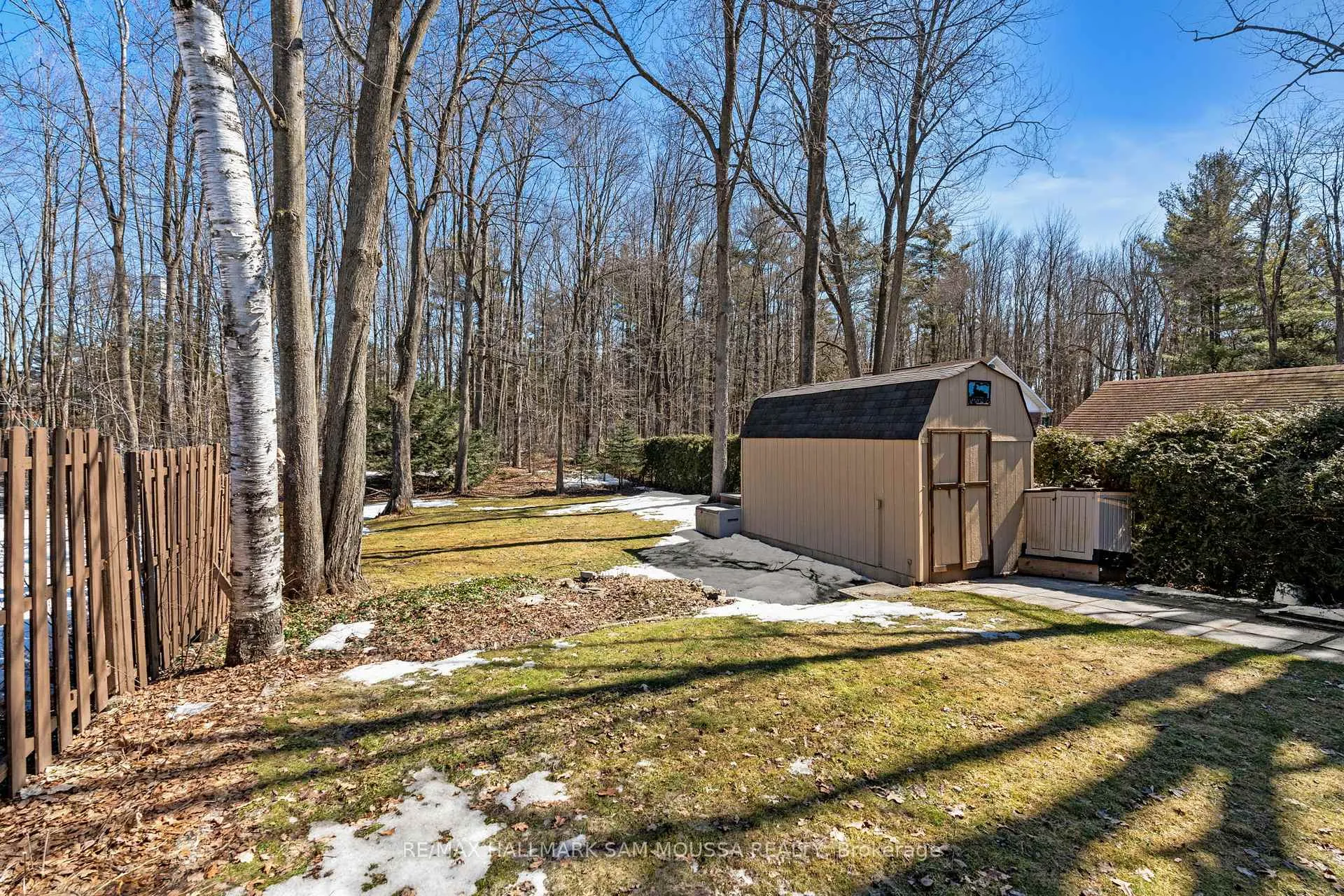 Photo 58 of 2624 Cleroux Crescent, Ottawa, Blackburn Hamlet (South) — HOMEH