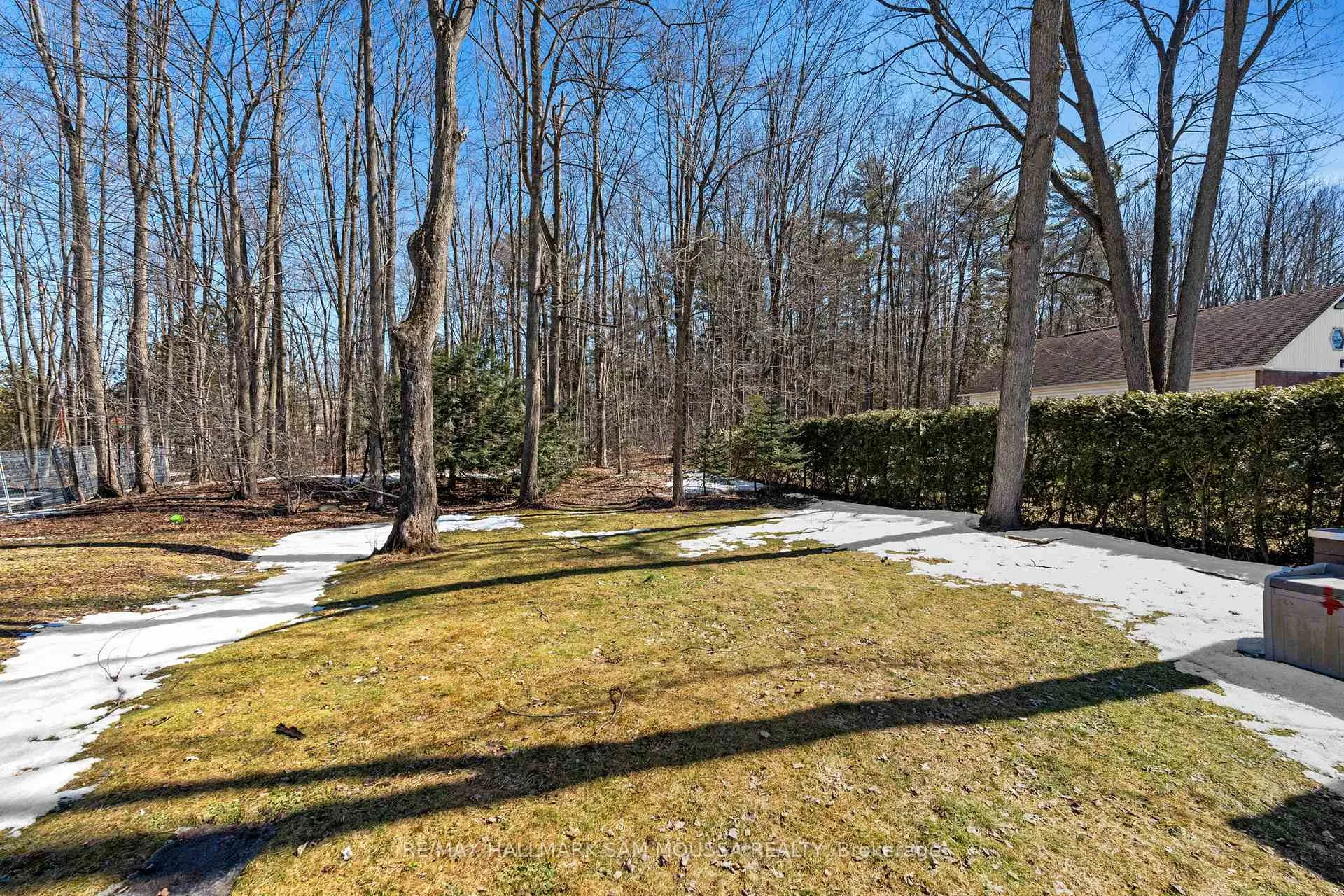 Photo 61 of 2624 Cleroux Crescent, Ottawa, Blackburn Hamlet (South) — HOMEH